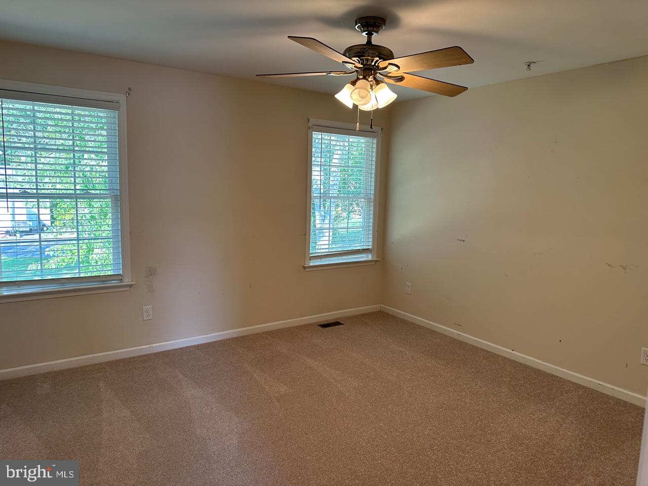 4141 Main St