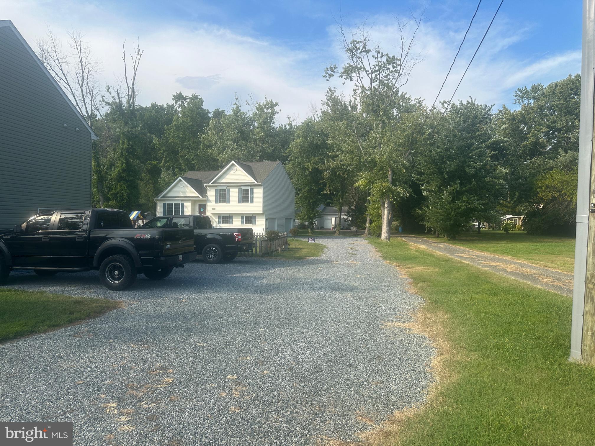 4141 Main St