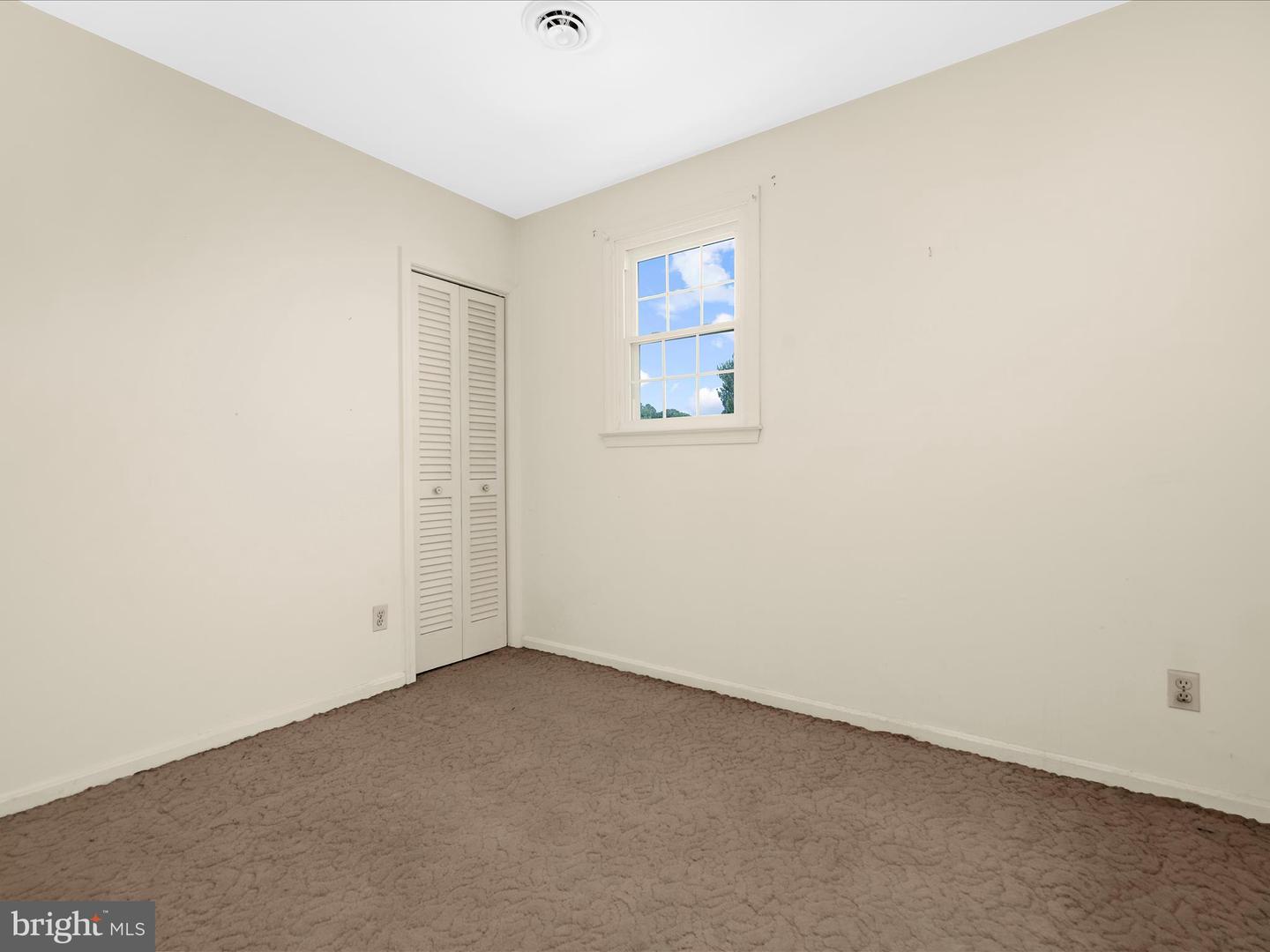 306 Queen Anne Rd