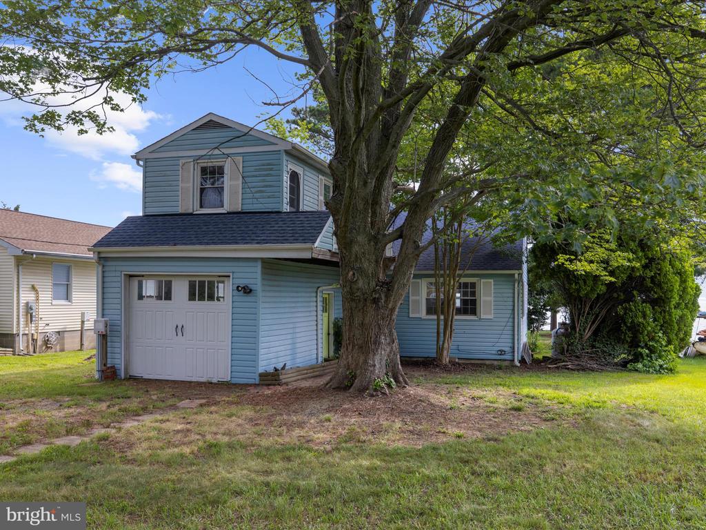 306 Queen Anne Rd