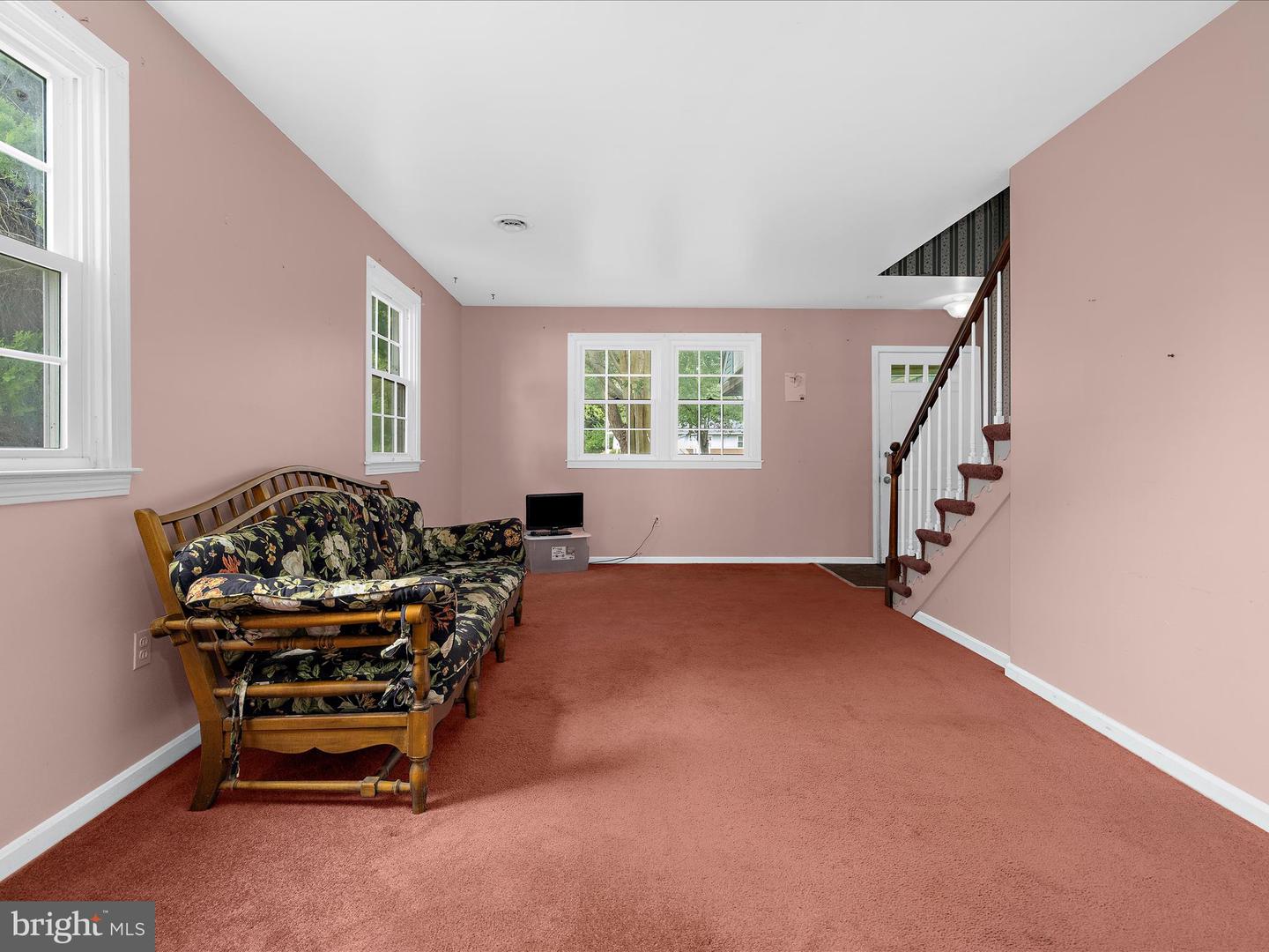 306 Queen Anne Rd