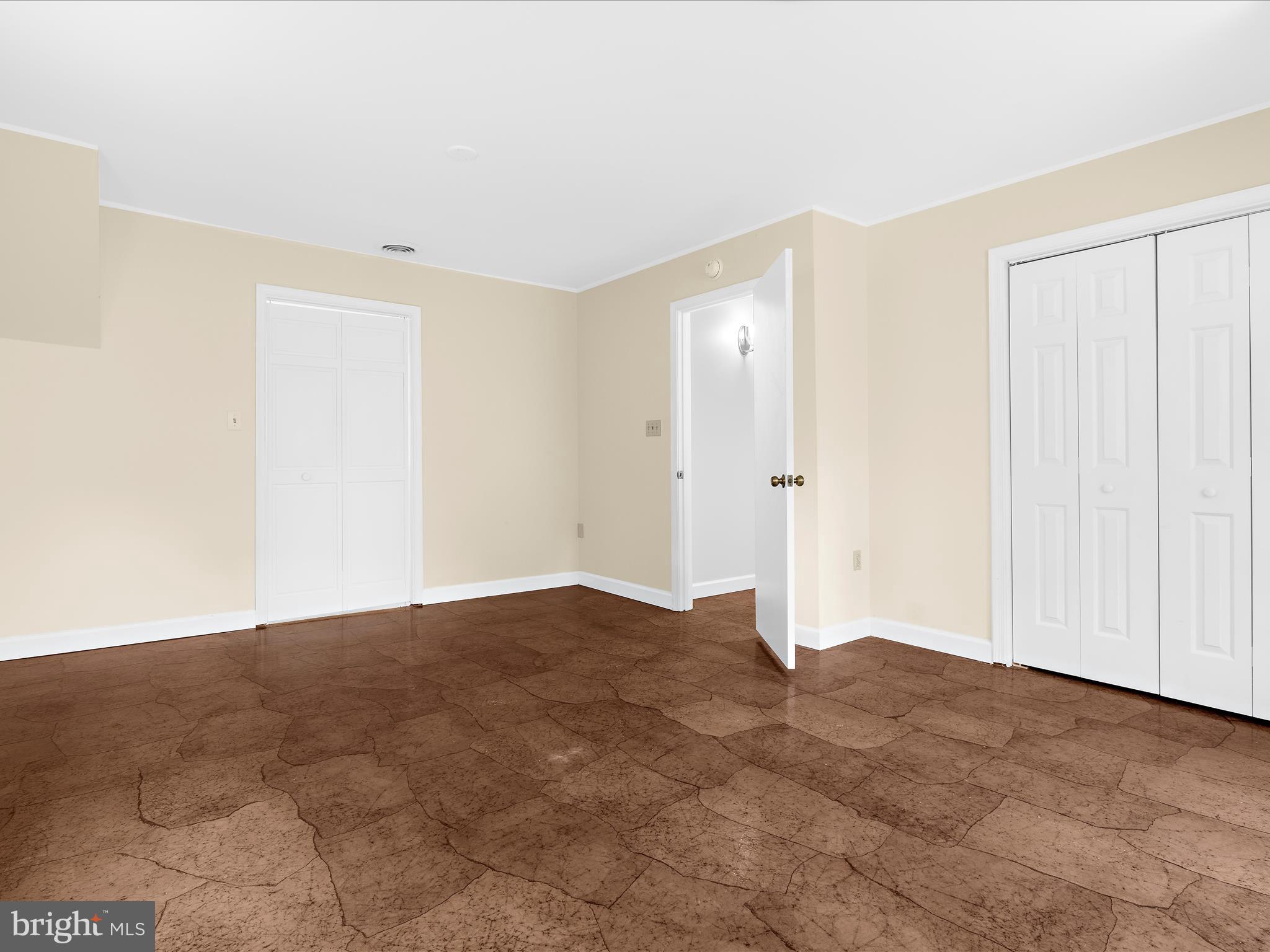 100 MARLBOROUGH ROAD