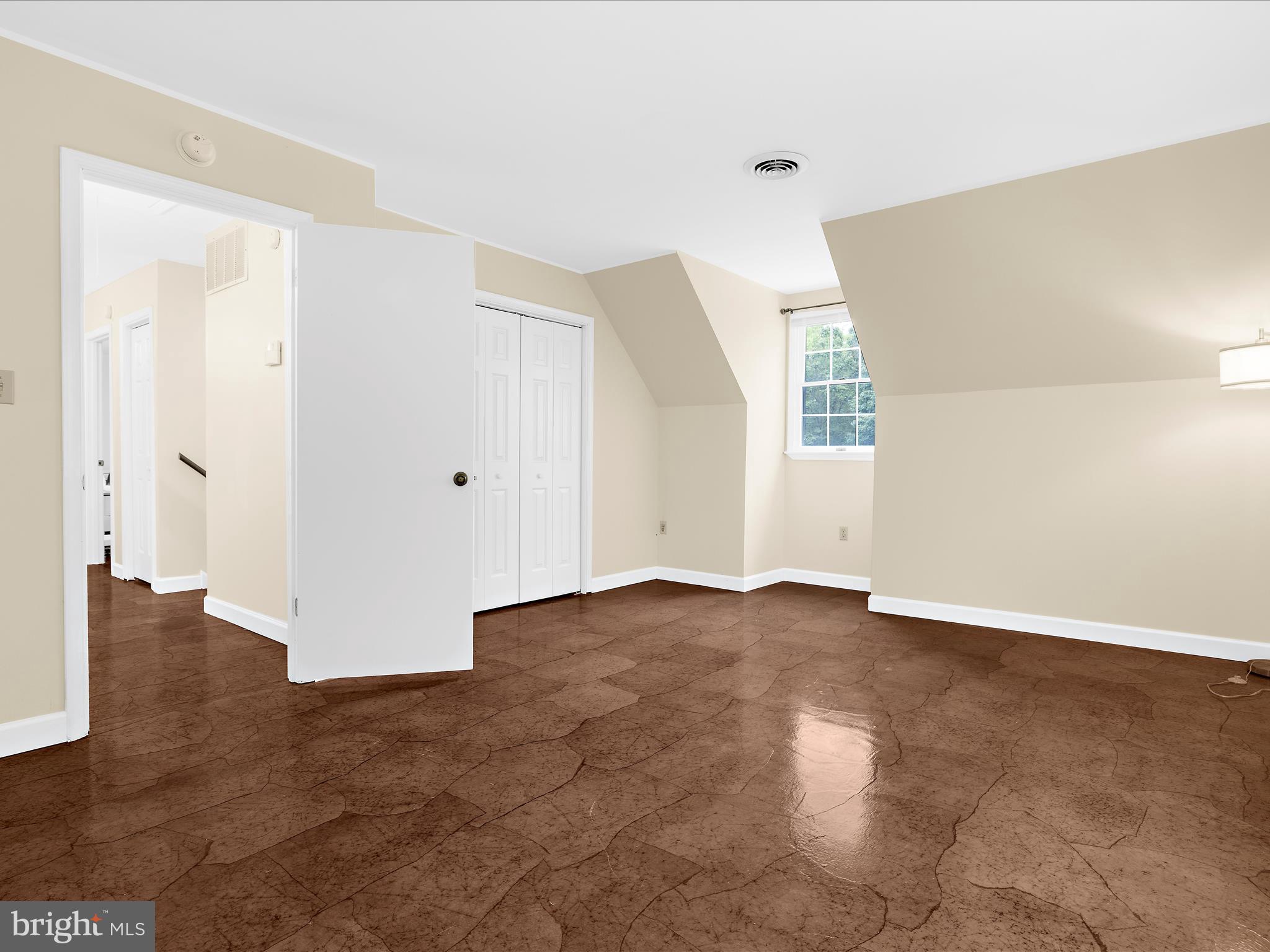 100 MARLBOROUGH ROAD