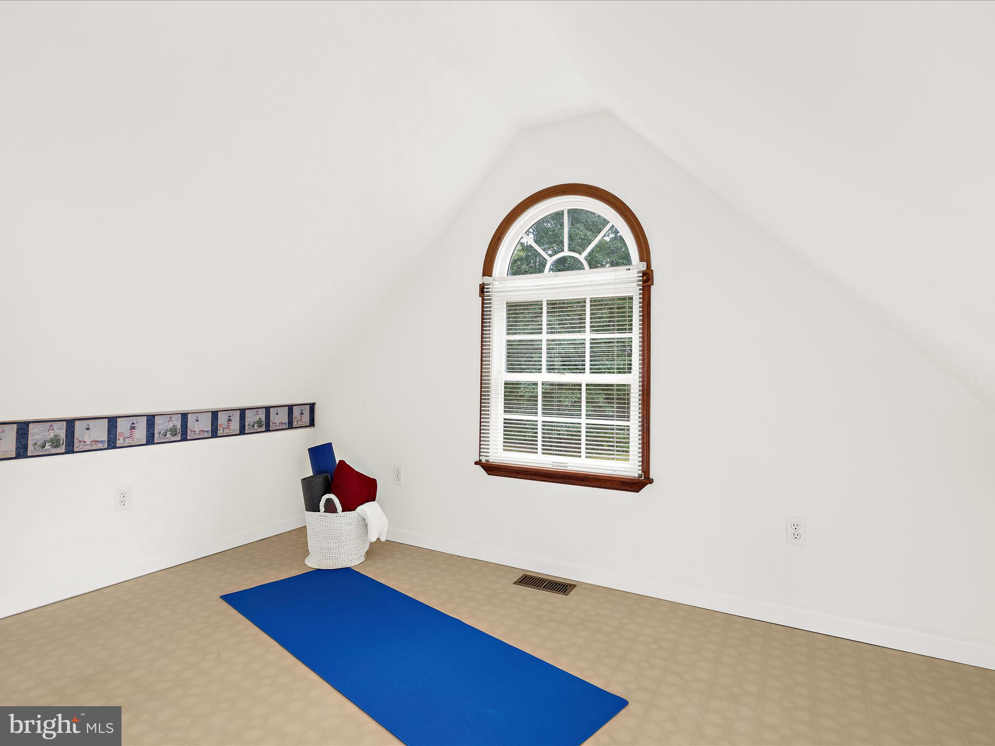 100 MARLBOROUGH ROAD