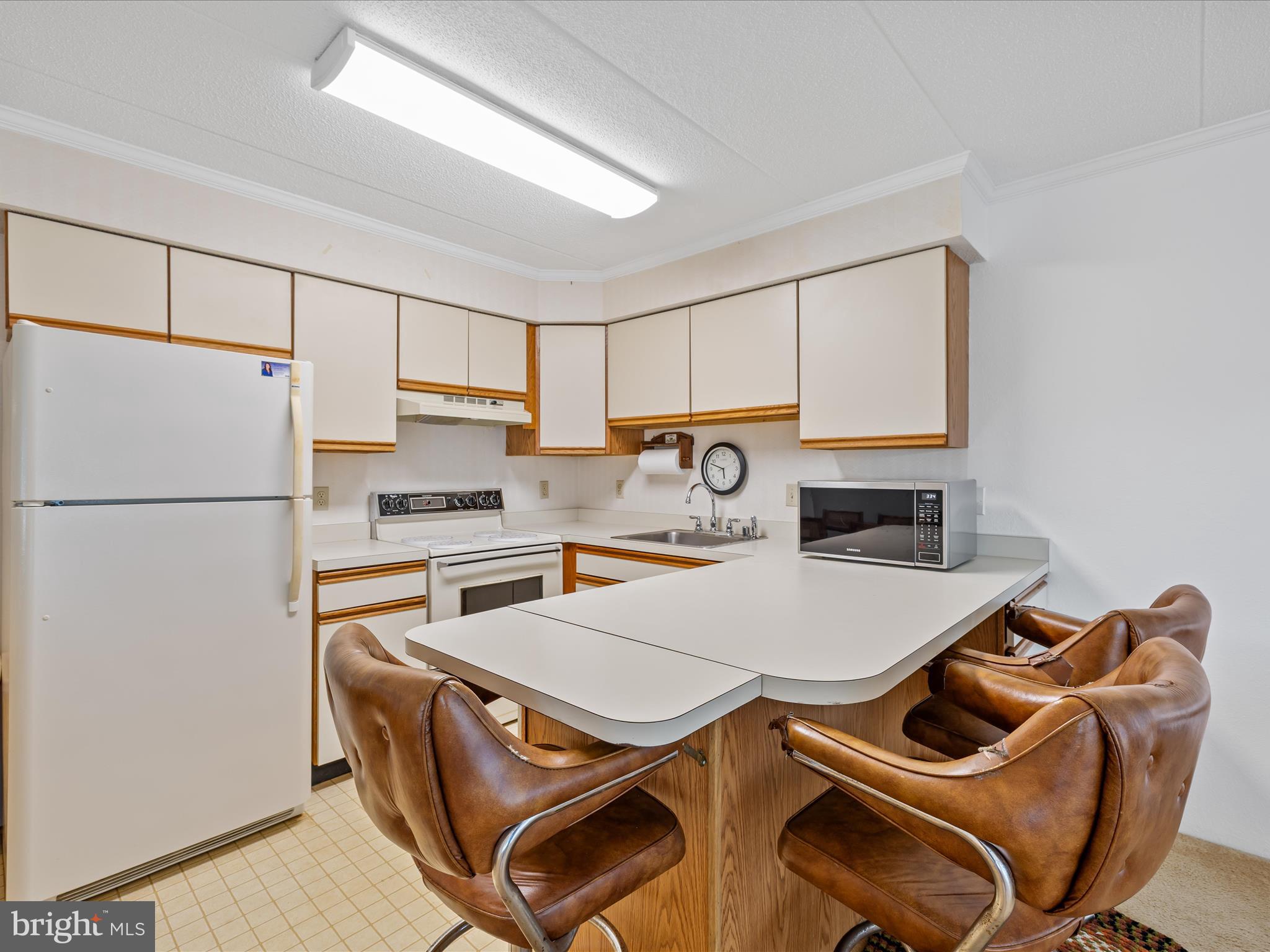 8 35th St #101