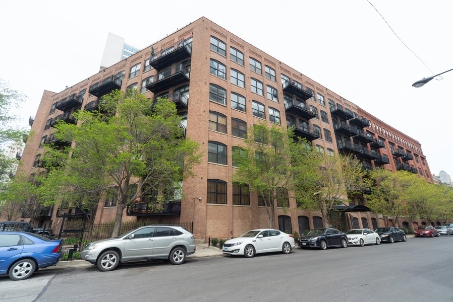520 W Huron Street , Unit GU-57