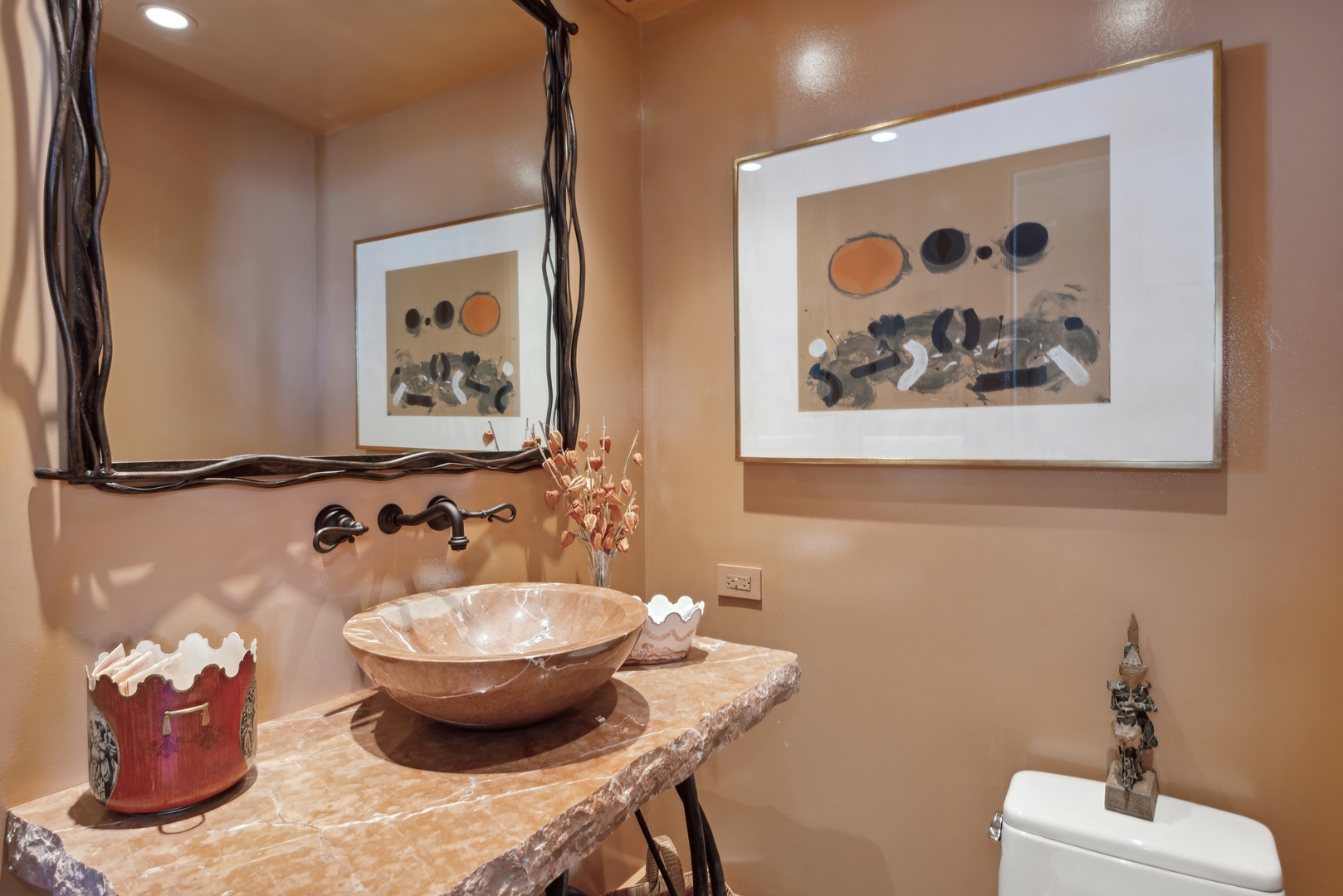 180 E PEARSON Street Unit: 5503