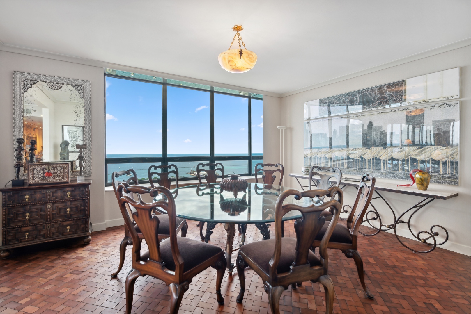 180 E PEARSON Street Unit: 5503