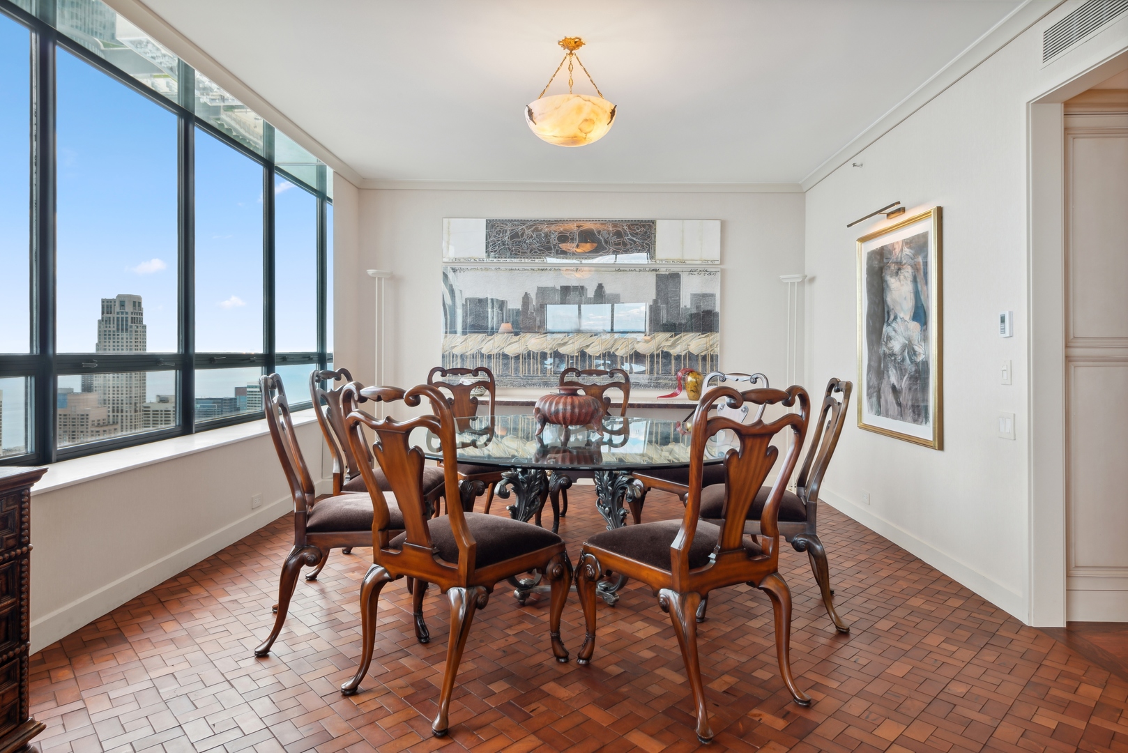 180 E PEARSON Street Unit: 5503