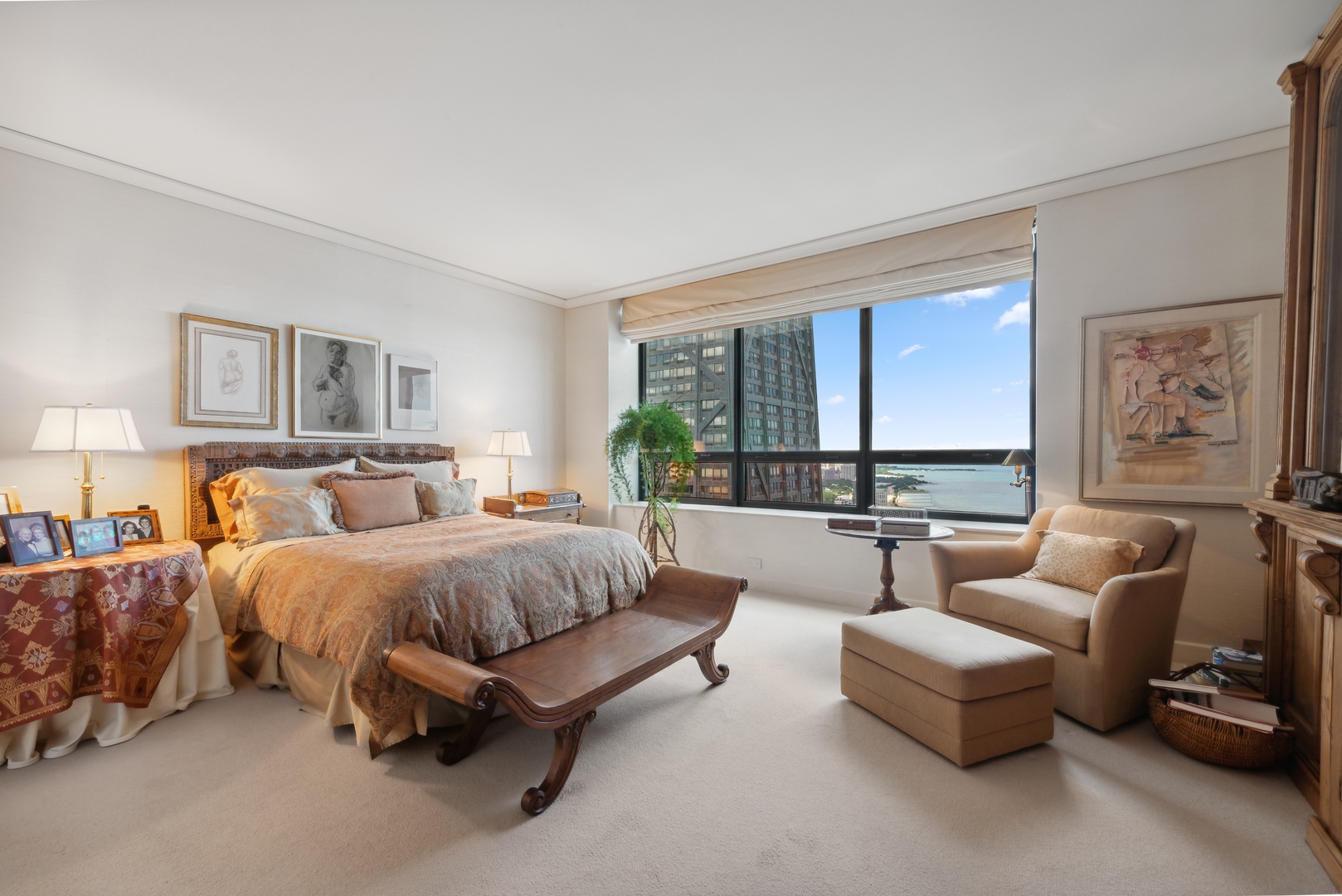 180 E PEARSON Street Unit: 5503