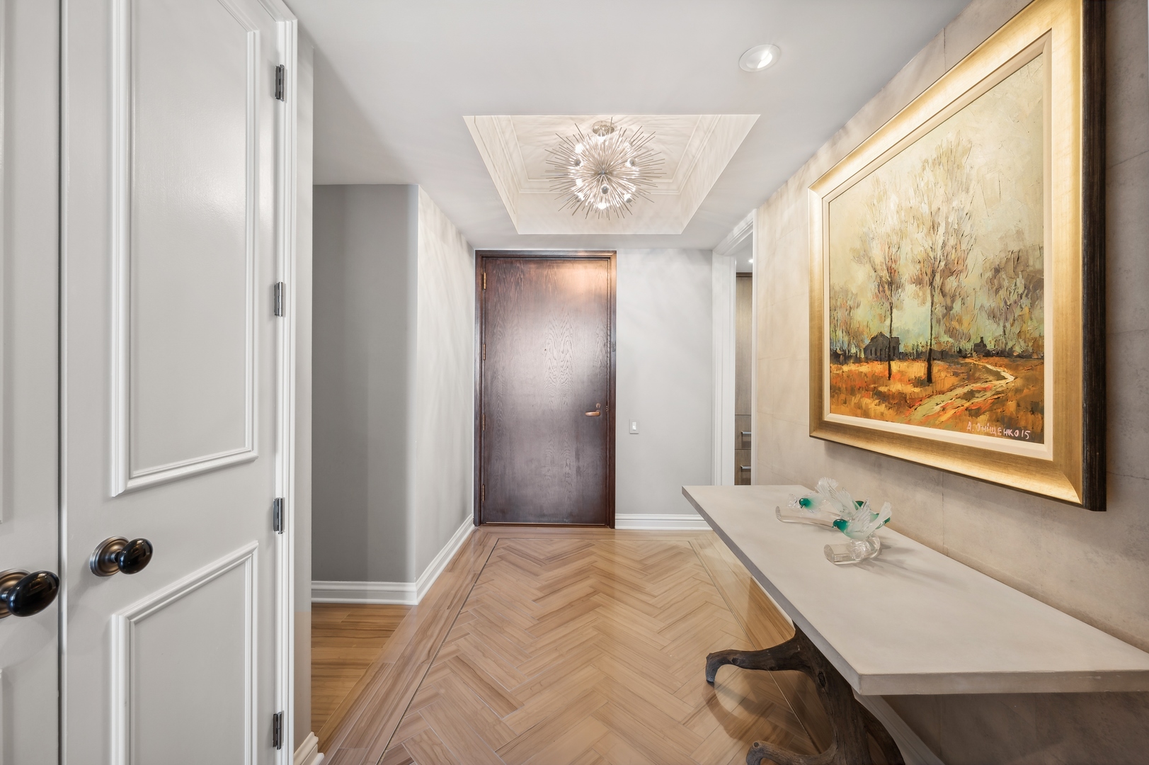 180 E PEARSON Street Unit: 5203