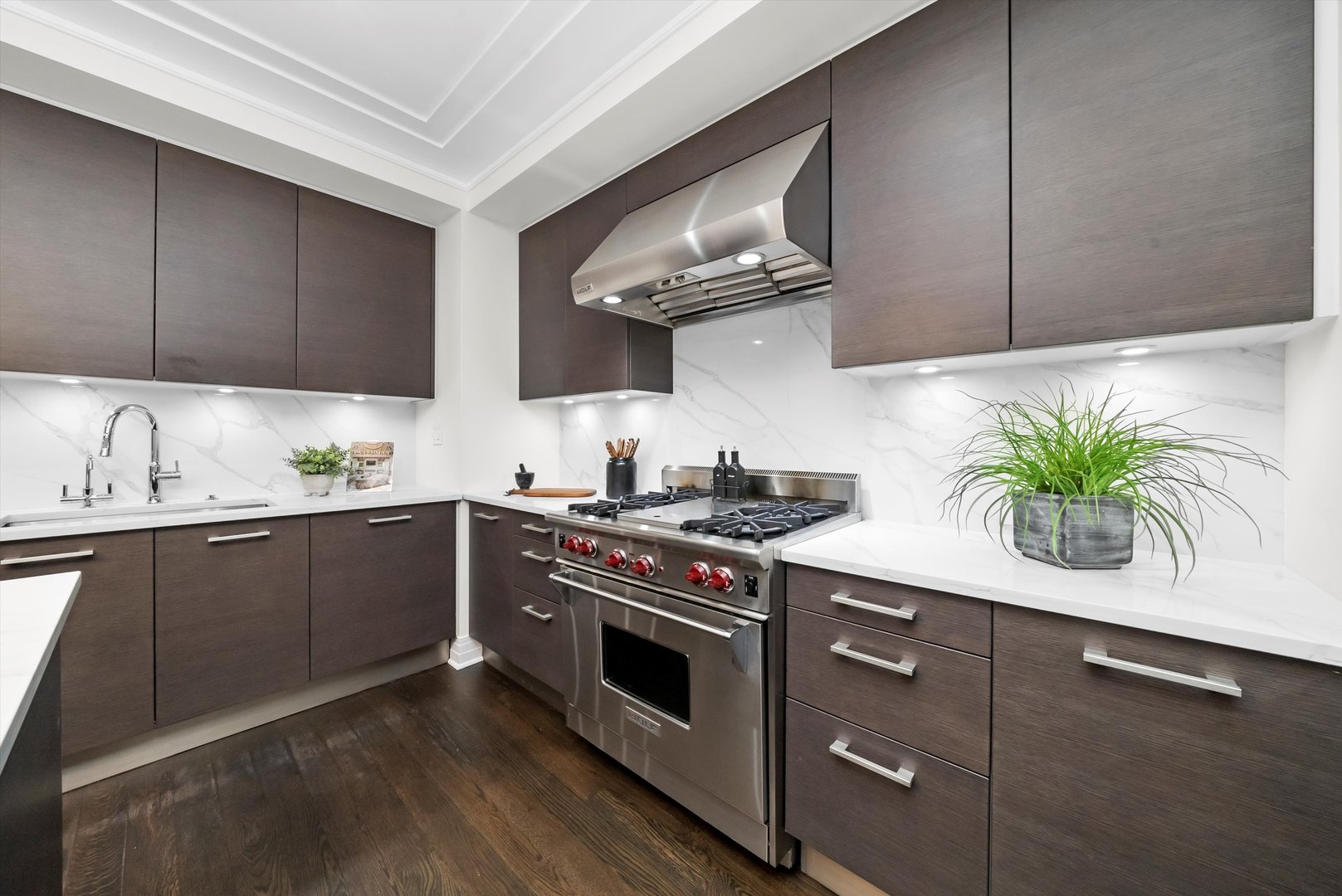 159 E Walton Place Unit: 12C