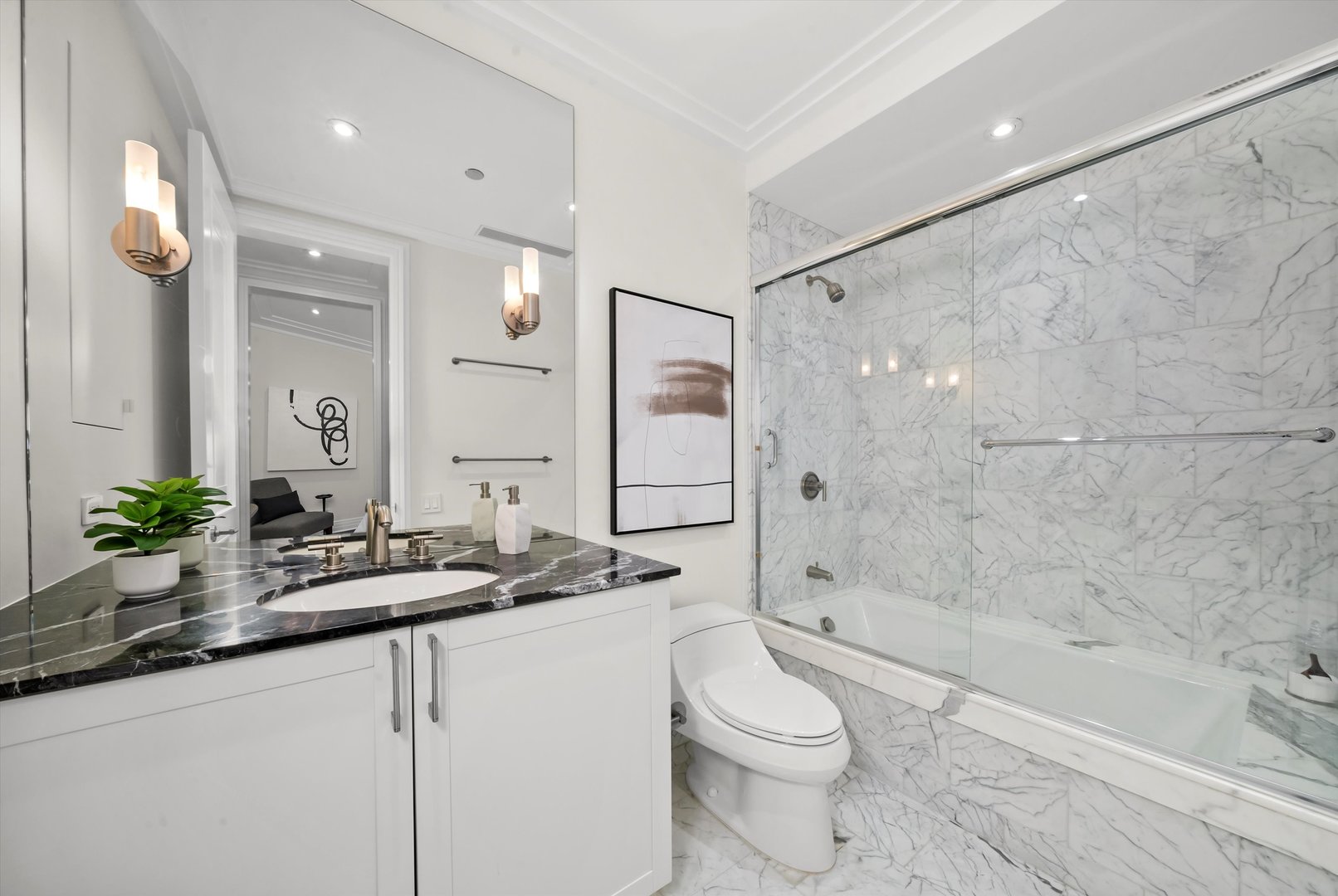 159 E Walton Place Unit: 12C