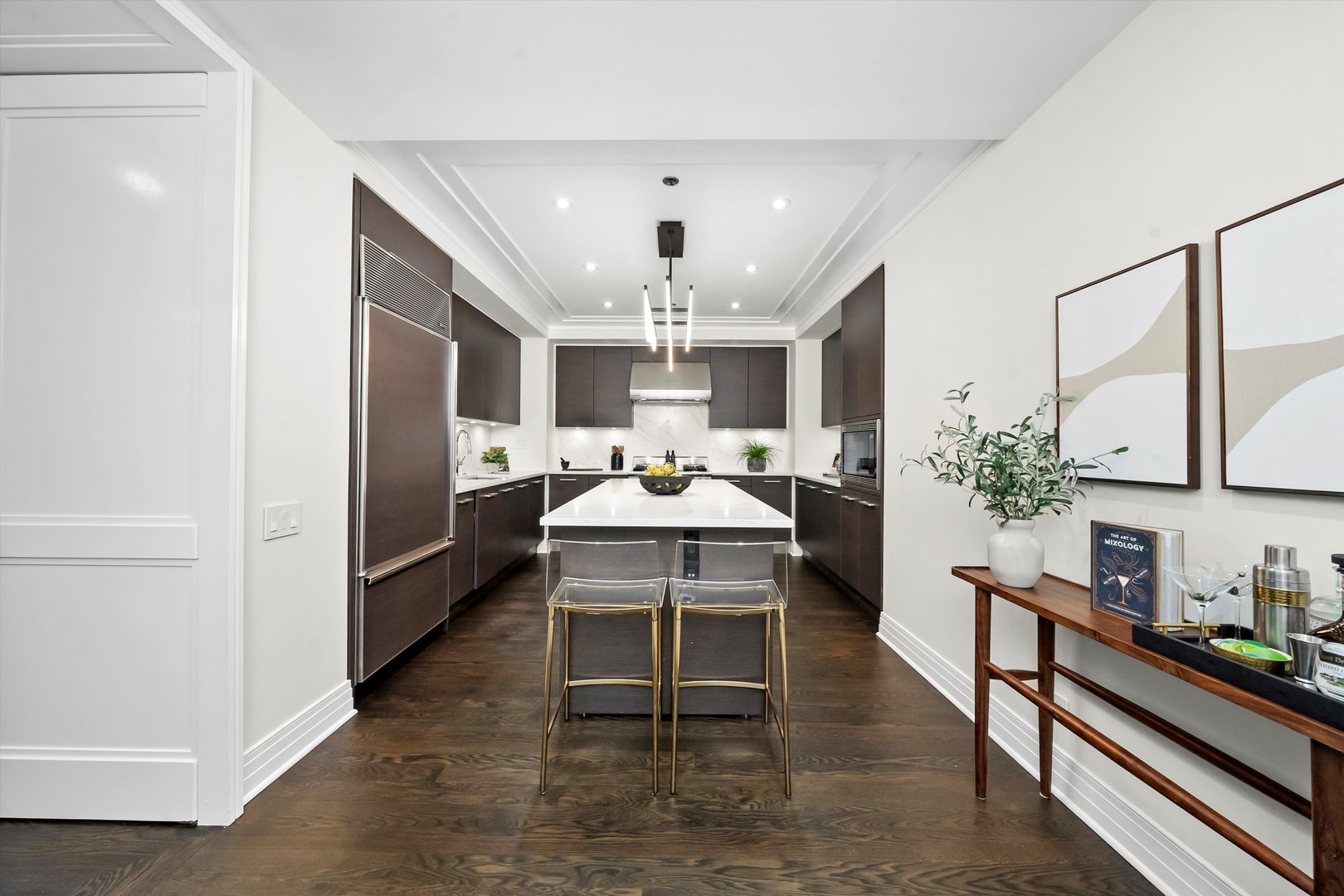 159 E Walton Place Unit: 12C
