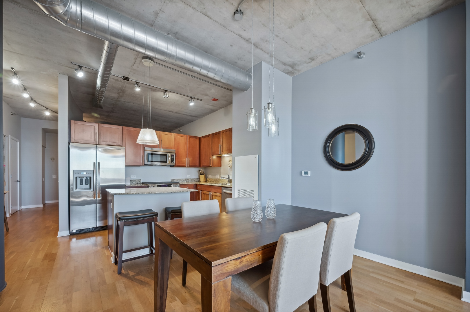 720 N Larrabee Street Unit: 1112