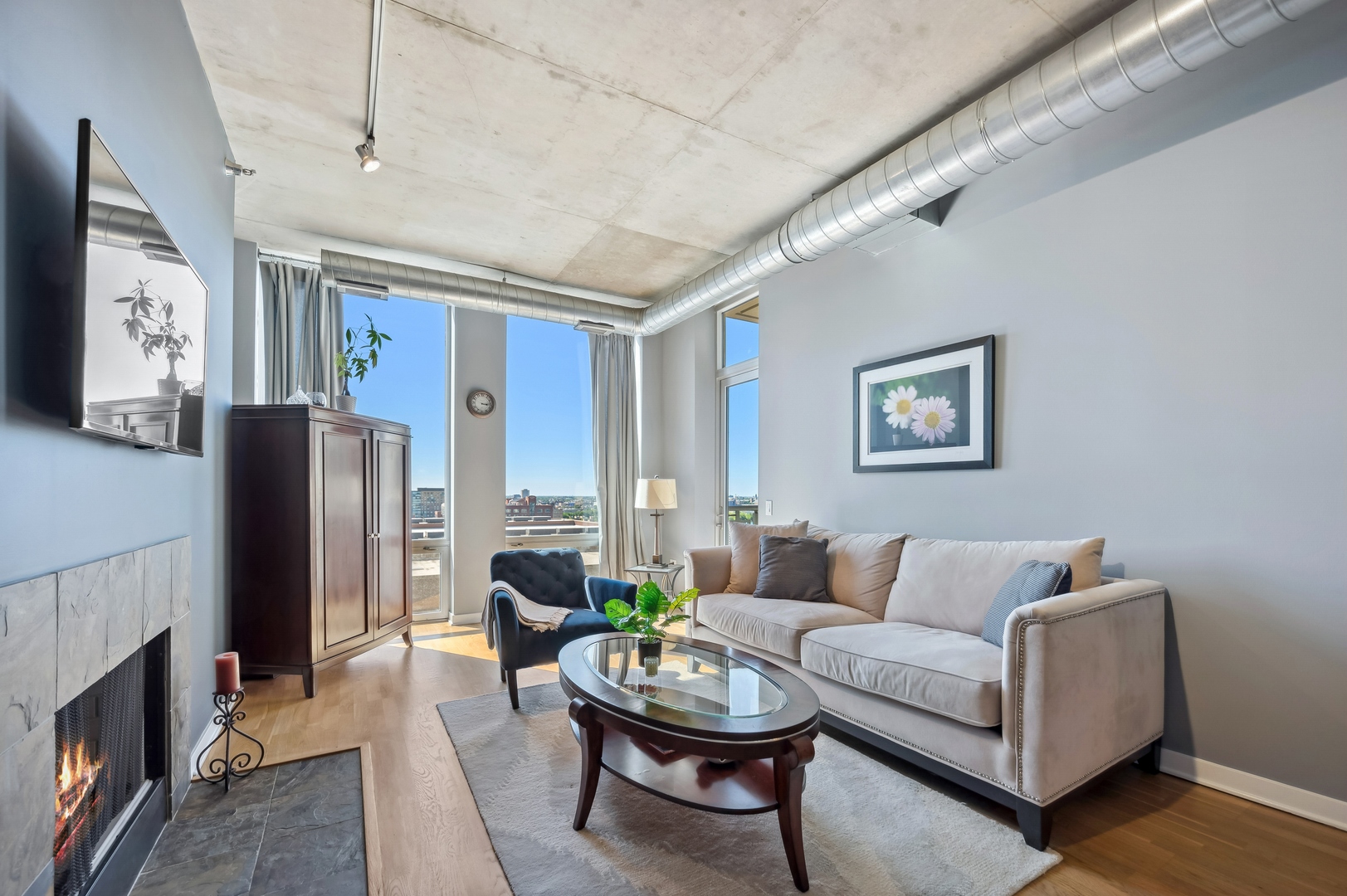 720 N Larrabee Street Unit: 1112