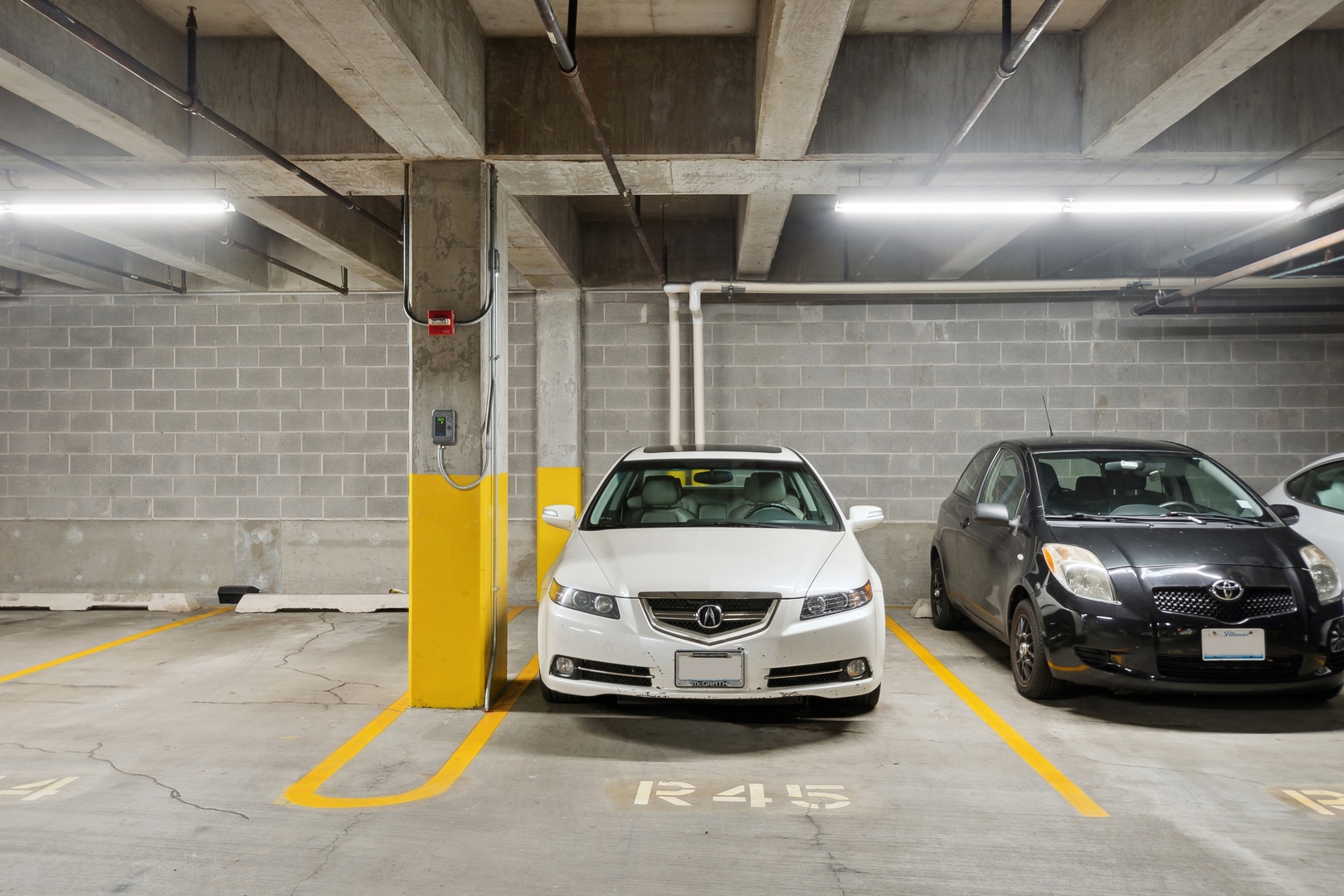 500 W SUPERIOR Street Unit: 1709