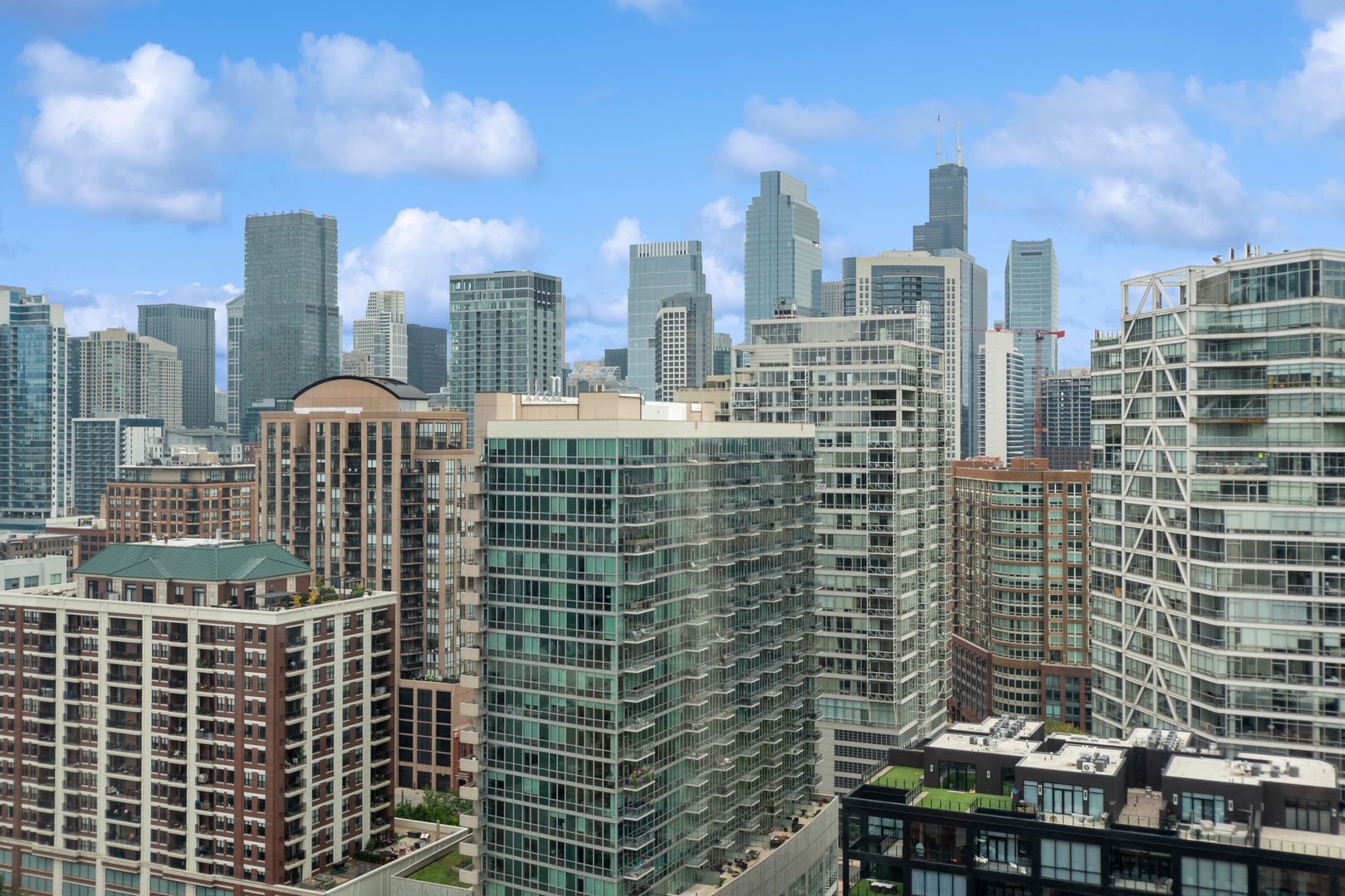 500 W SUPERIOR Street Unit: 1709