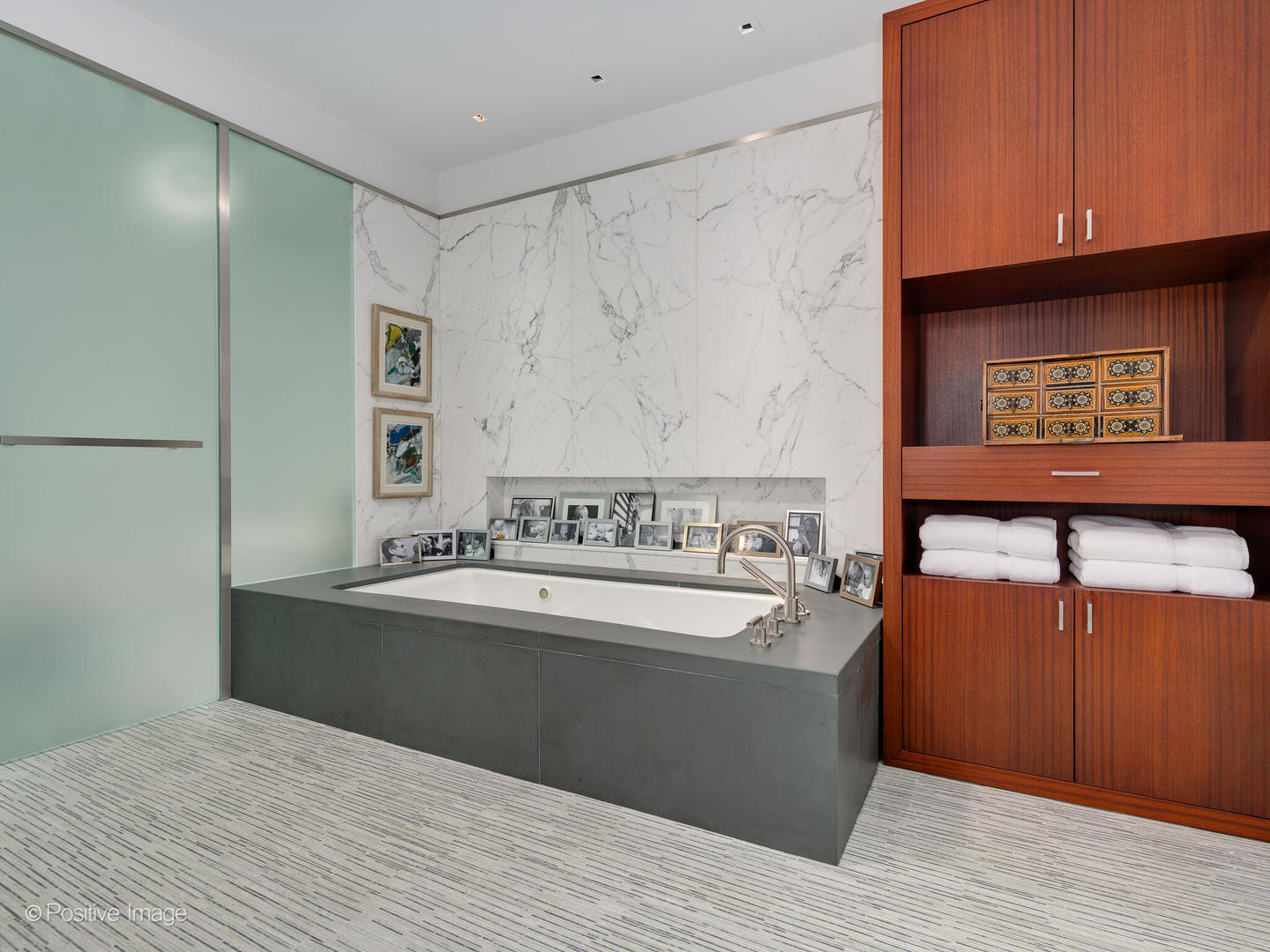 161 E Chicago Avenue Unit: 62S2