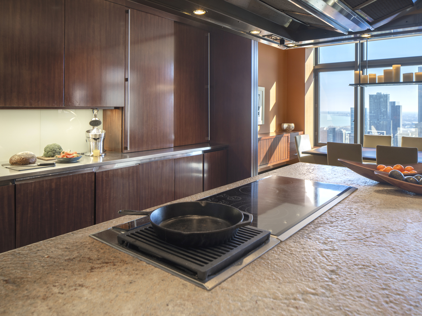 161 E Chicago Avenue Unit: 62S2