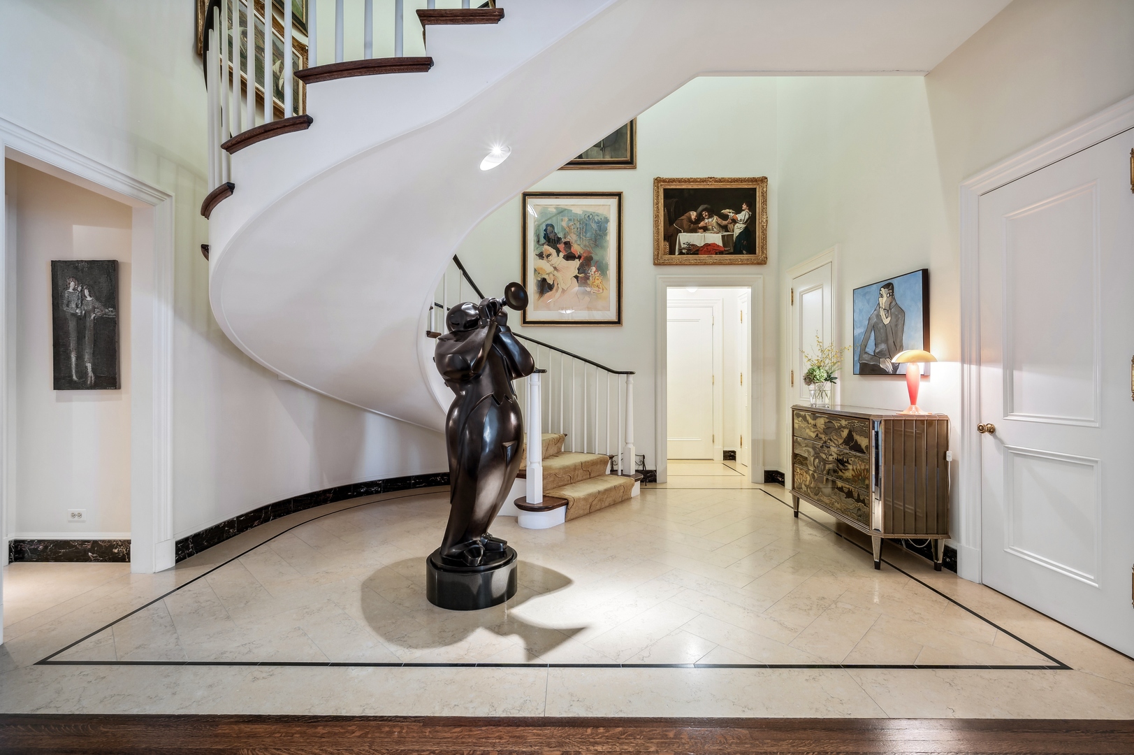 199 E LAKE SHORE Drive Unit: 10-11E