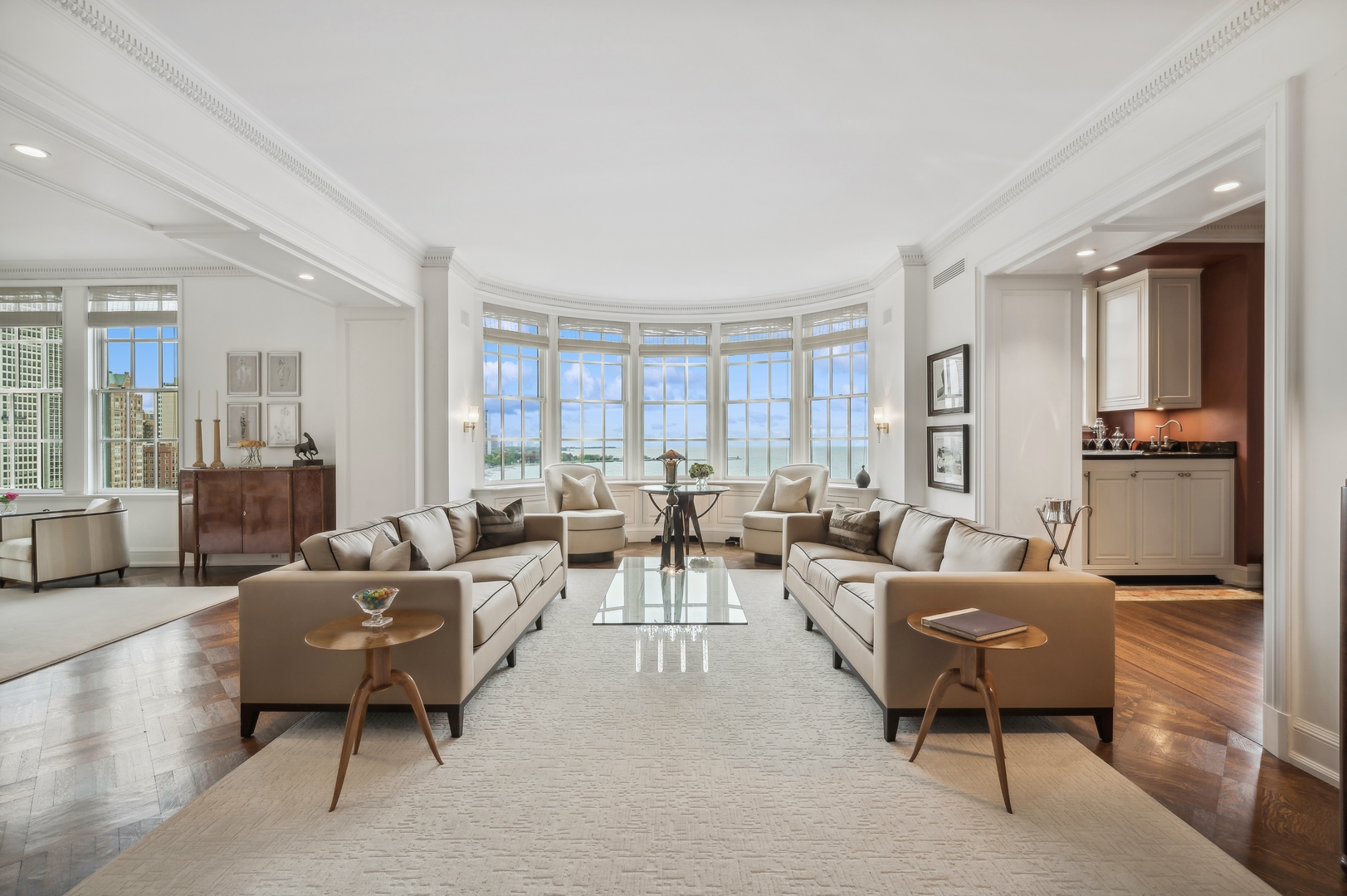 199 E LAKE SHORE Drive Unit: 10-11E