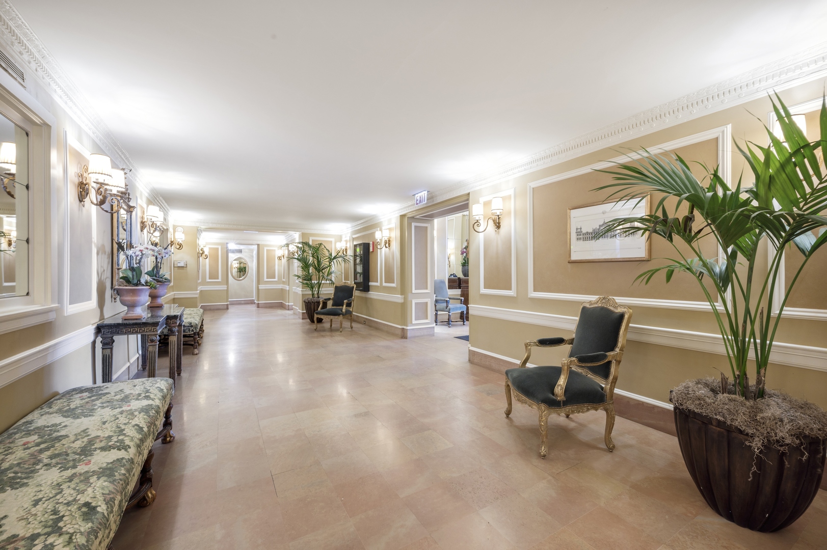 219 E Lake Shore Drive Unit: 6AB