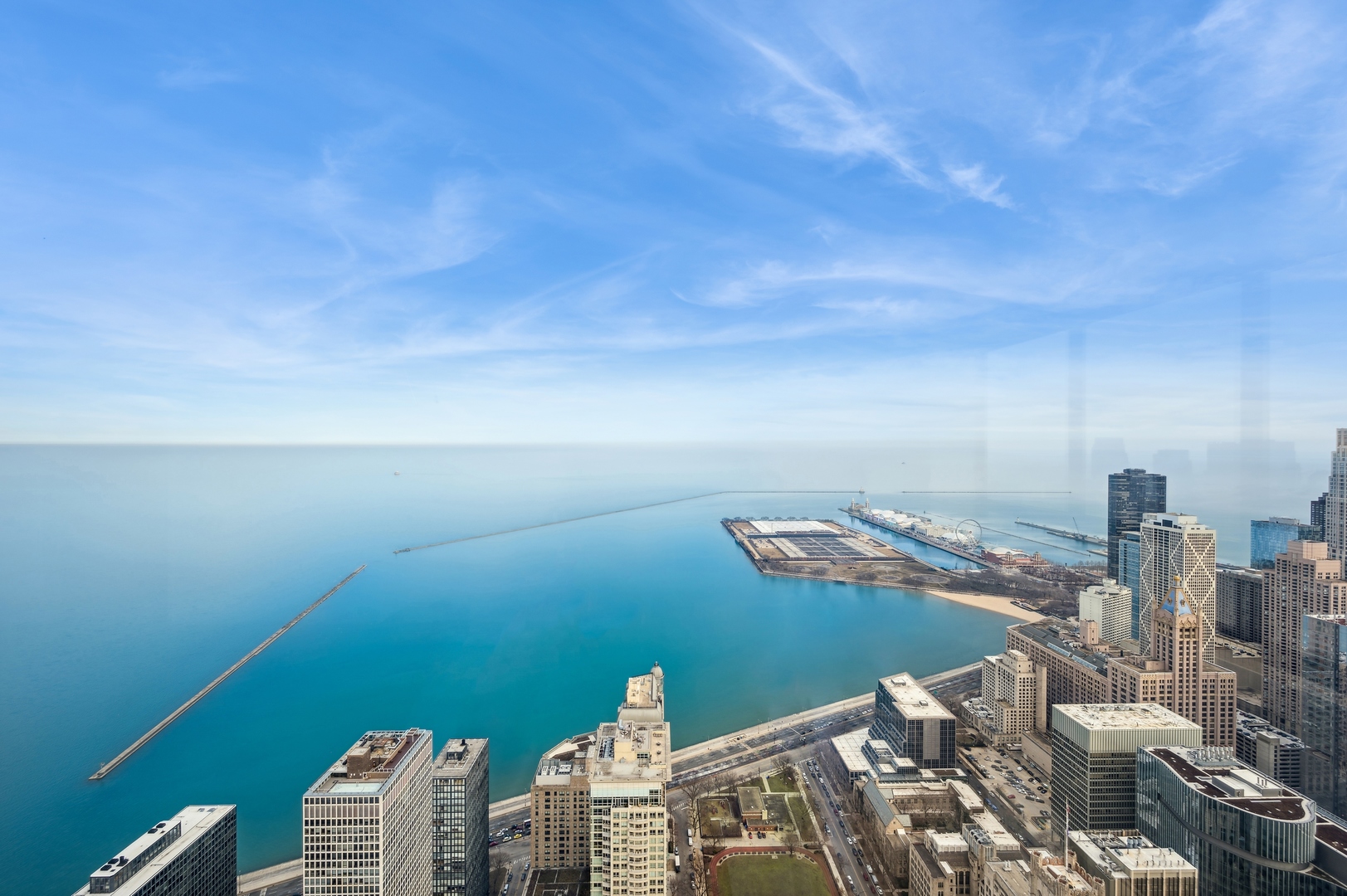 180 E PEARSON Street Unit: 6904