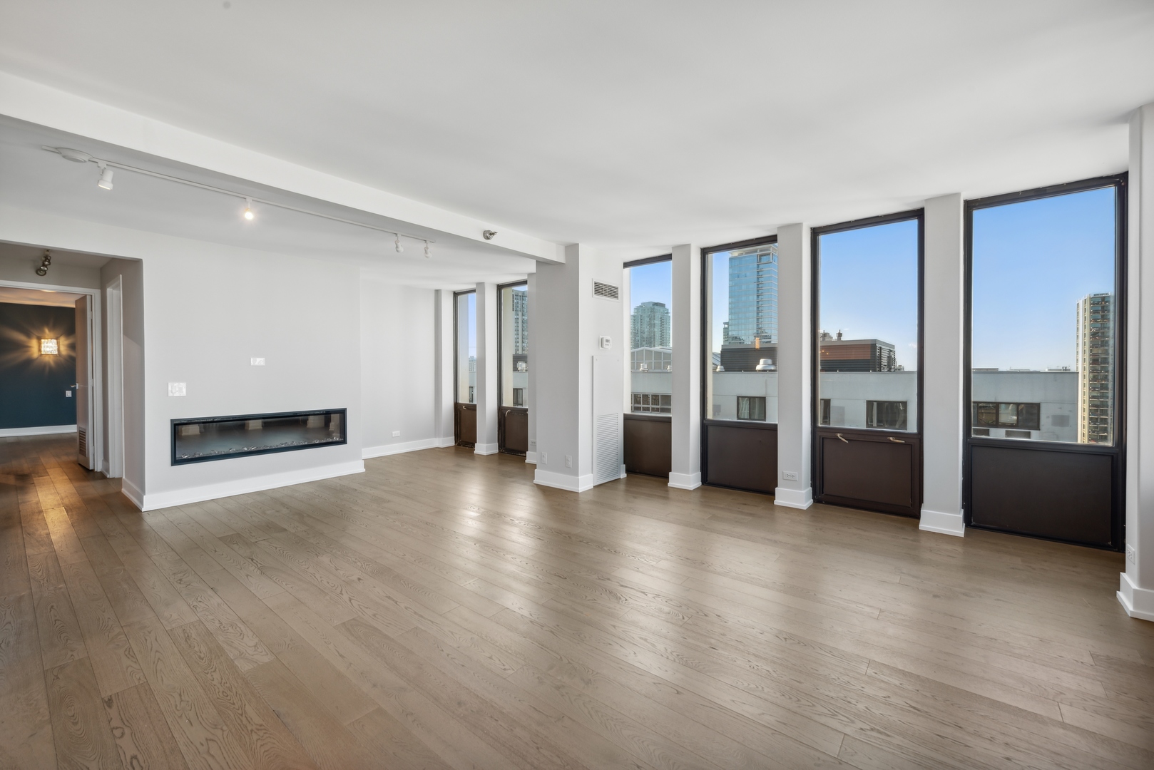 1230 N State Parkway Unit: 20C