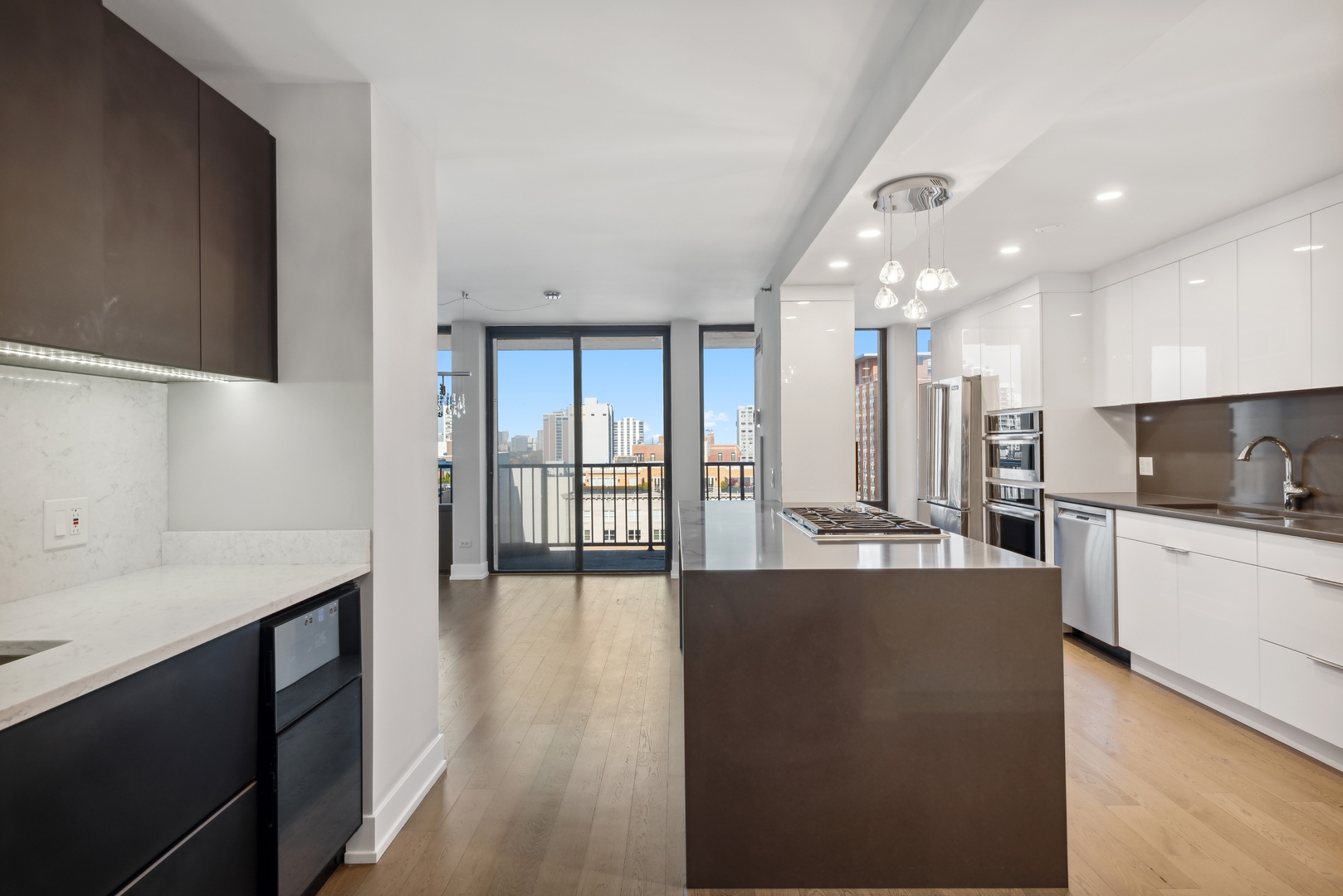 1230 N State Parkway Unit: 20C