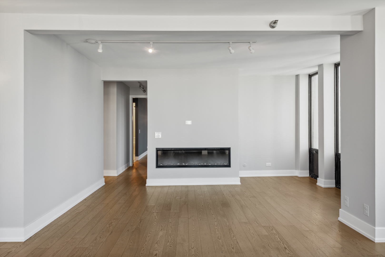 1230 N State Parkway Unit: 20C