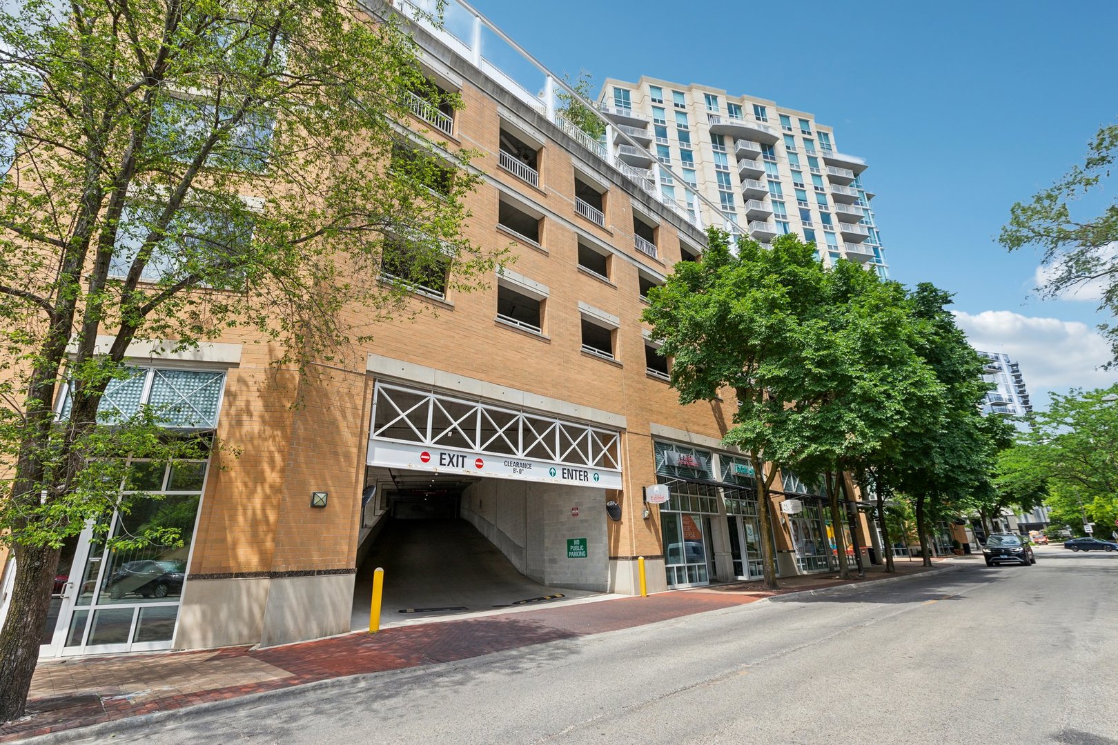 1640 Maple Avenue Unit: 1206