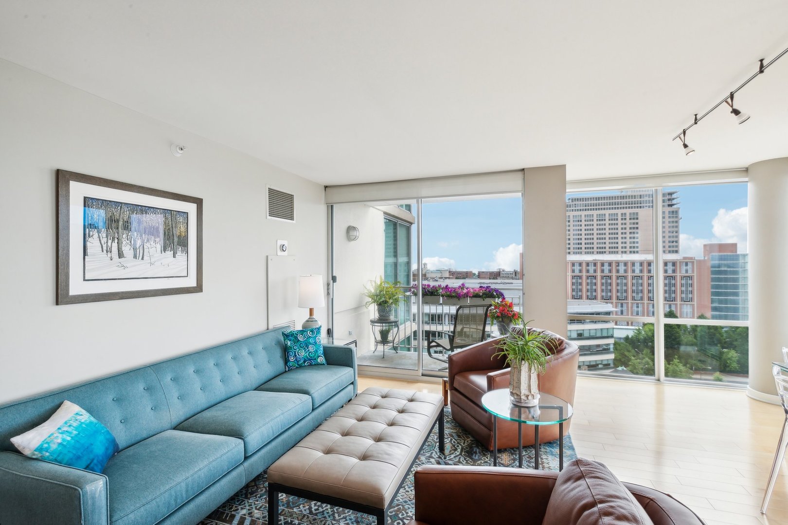 1640 Maple Avenue Unit: 1206