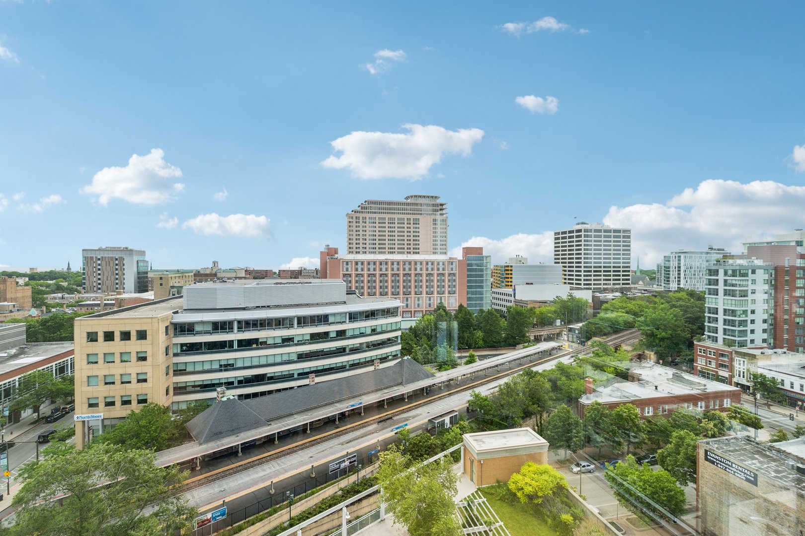1640 Maple Avenue Unit: 1206