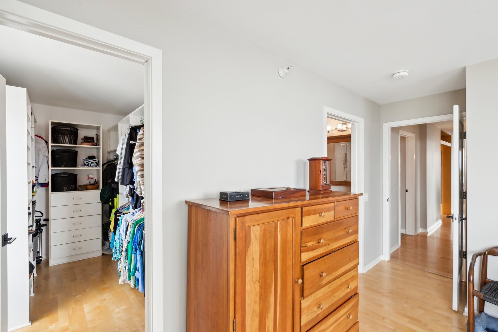 1640 Maple Avenue Unit: 1206