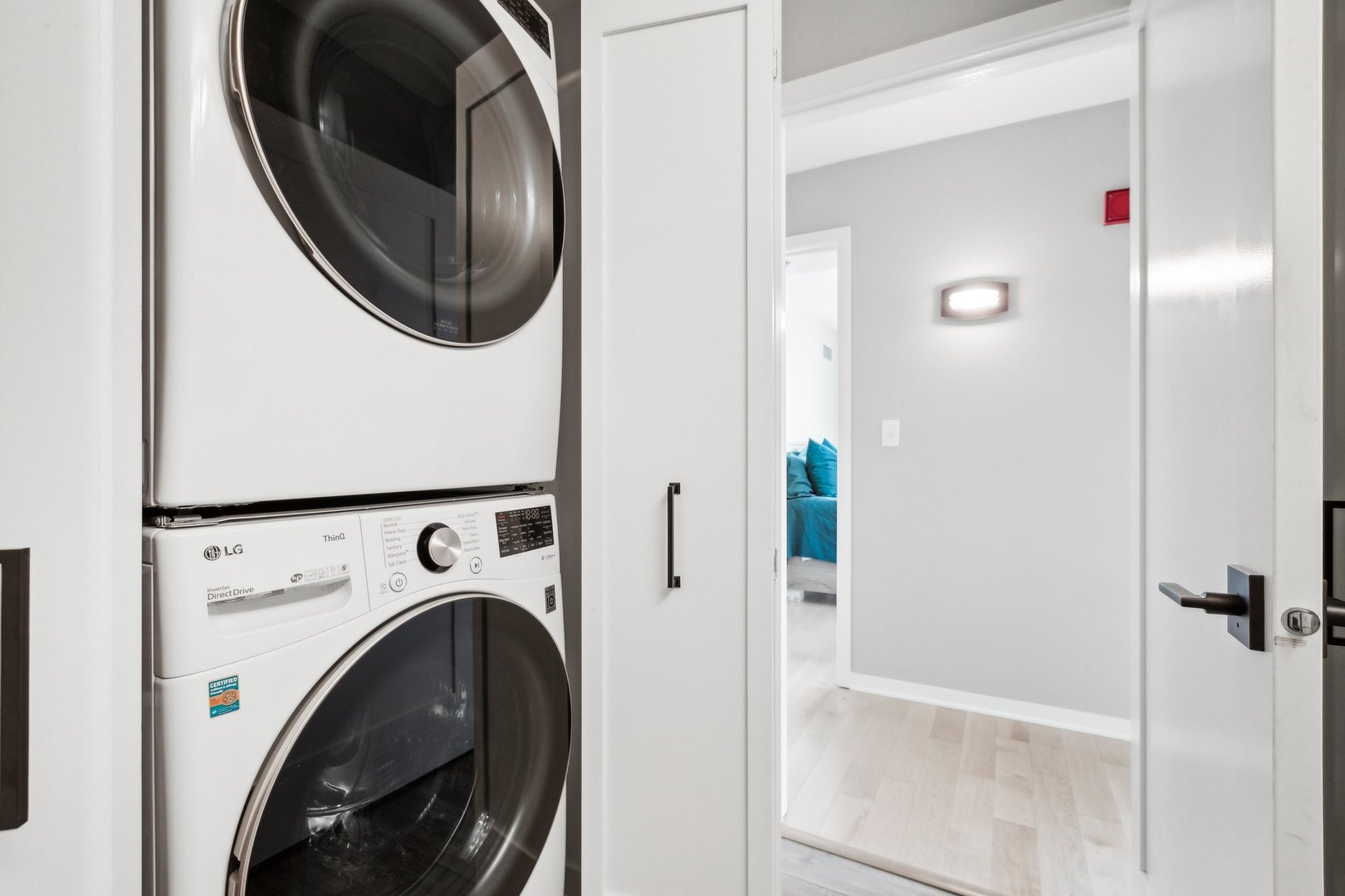 1640 Maple Avenue Unit: 1206
