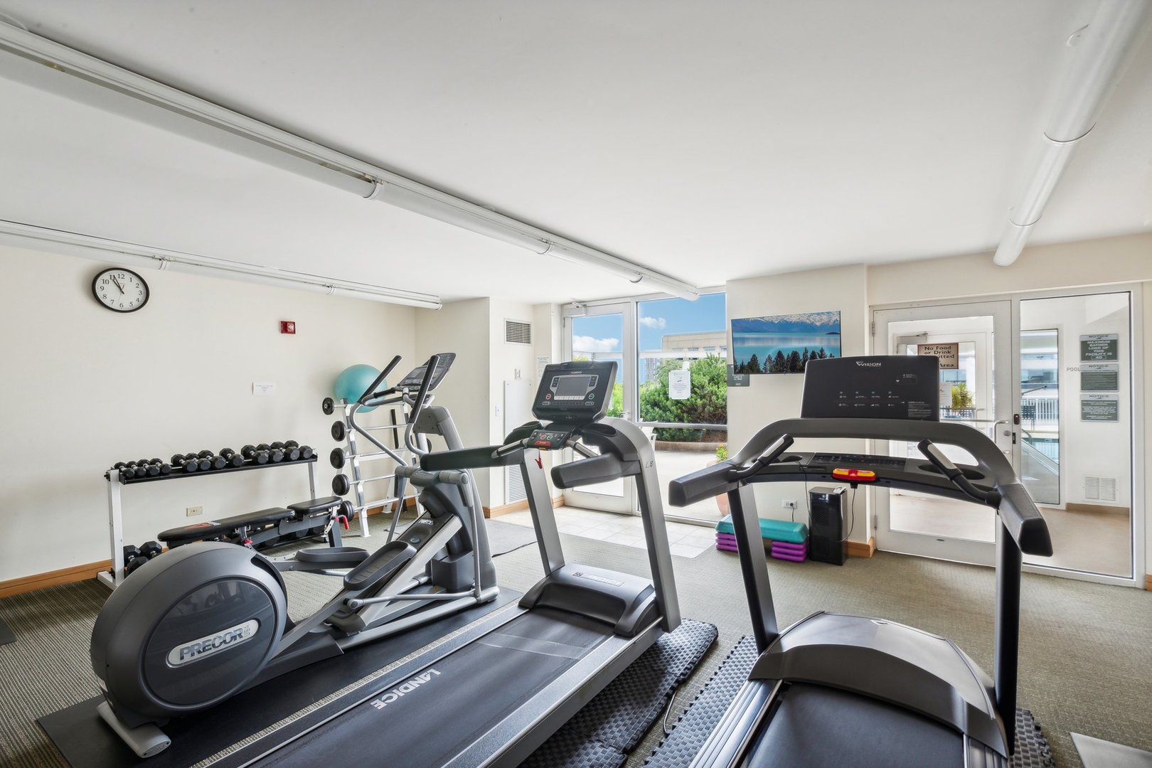 1640 Maple Avenue Unit: 1206