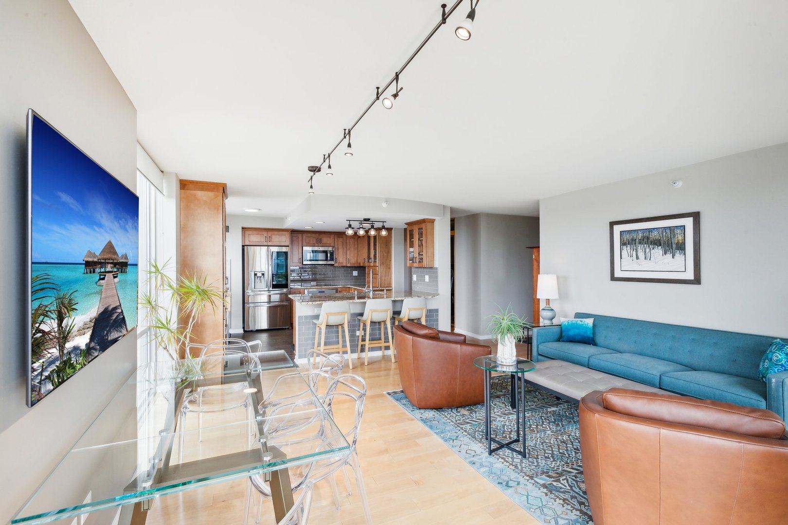 1640 Maple Avenue Unit: 1206