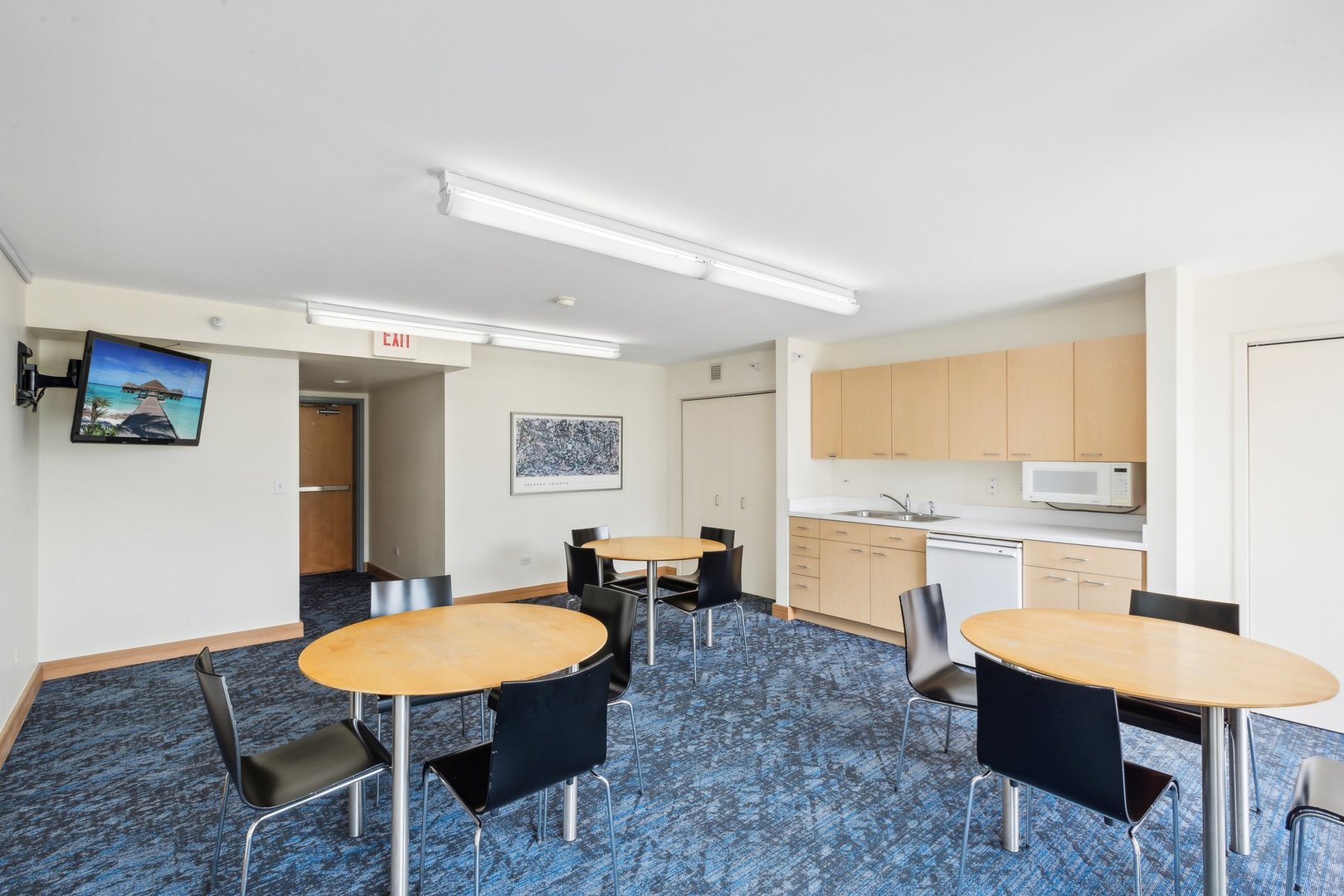 1640 Maple Avenue Unit: 1206