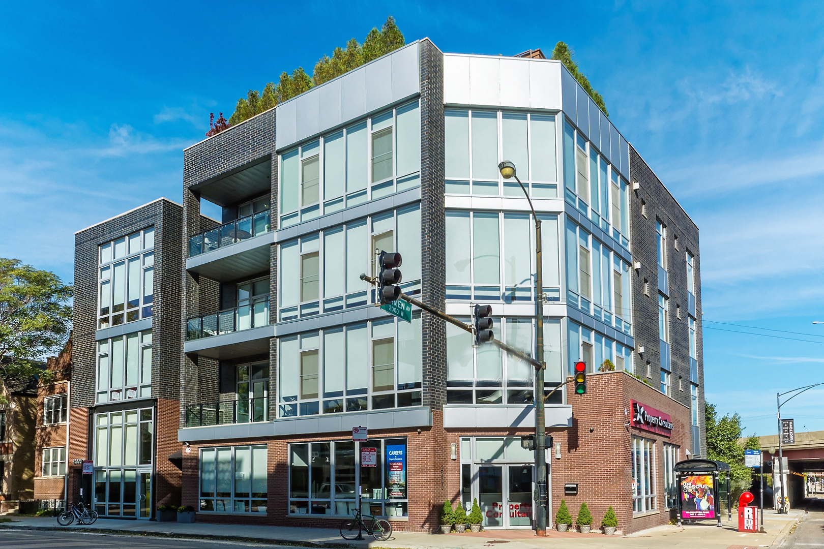 2006 W WEBSTER Avenue Unit: 1