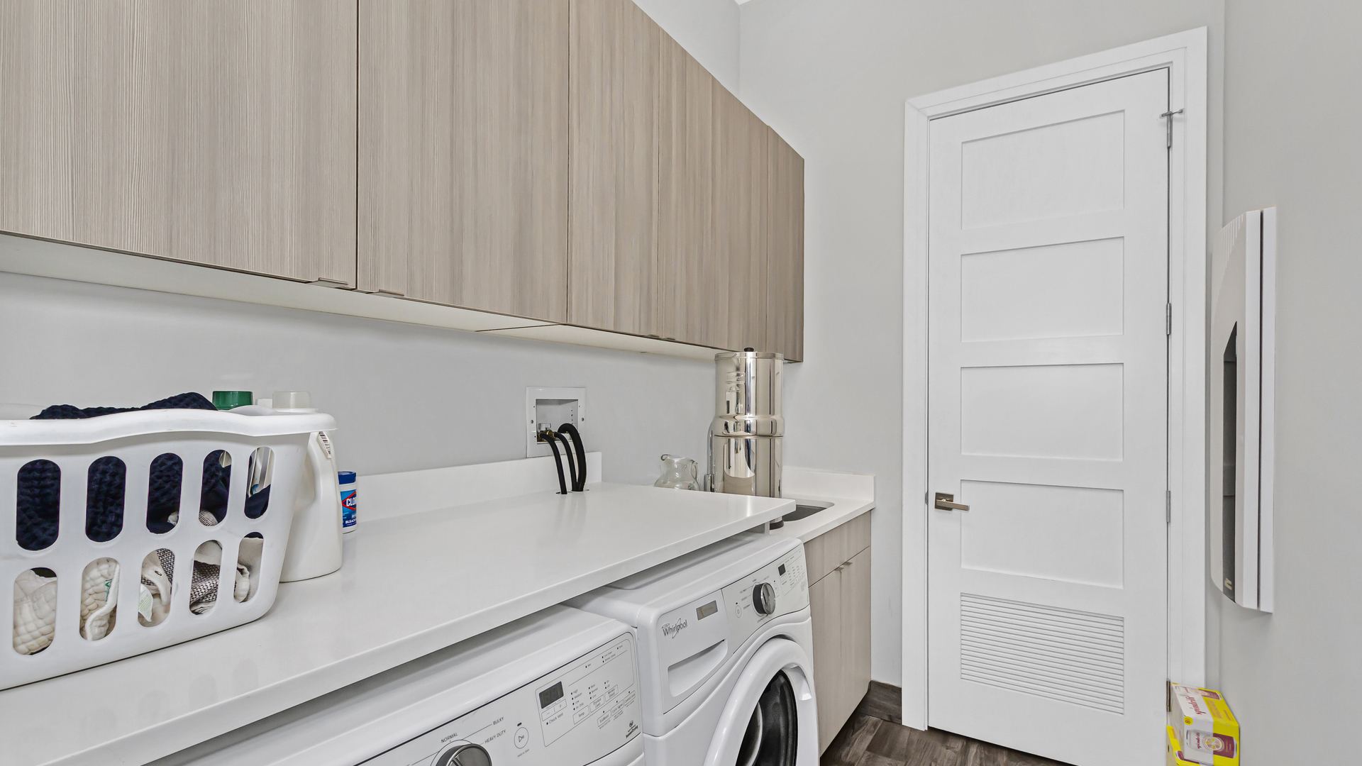 2006 W WEBSTER Avenue Unit: 1