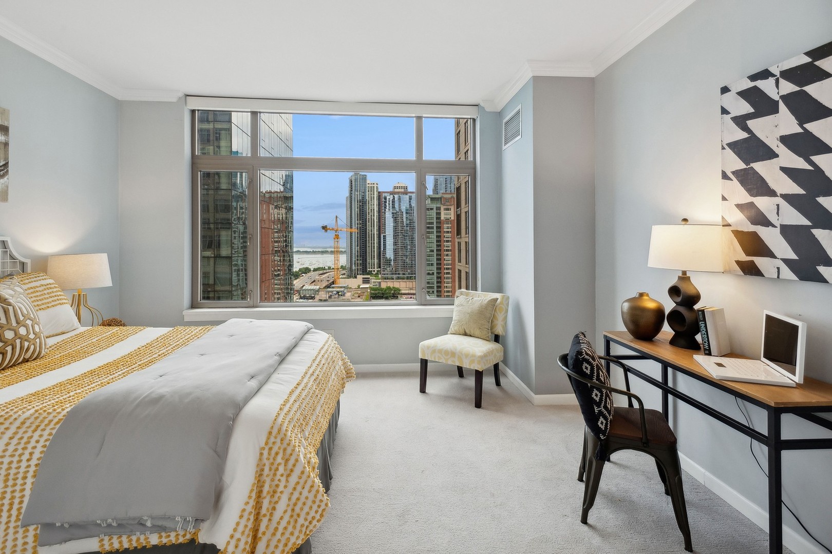 530 N LAKE SHORE Drive Unit: 2009