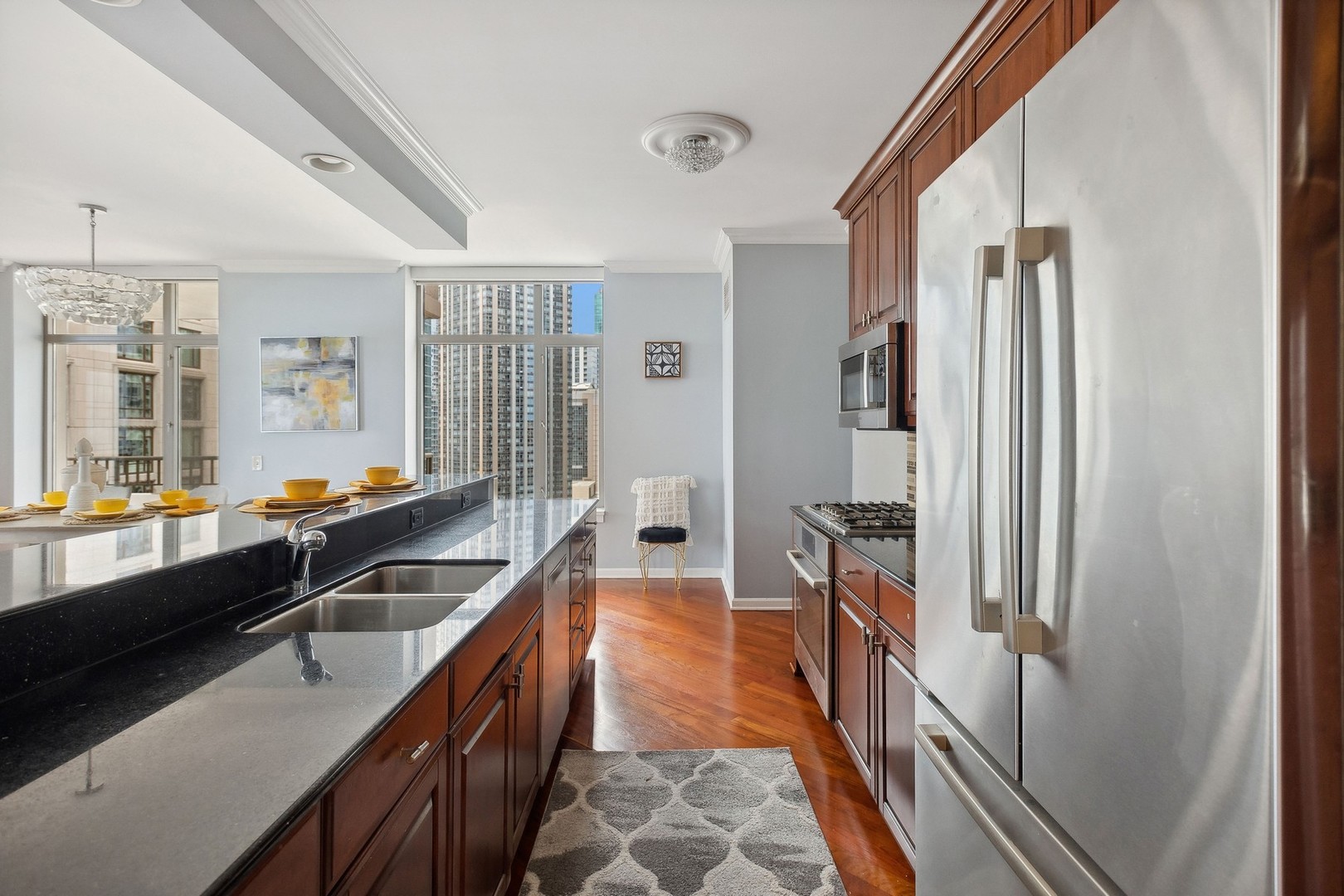 530 N LAKE SHORE Drive Unit: 2009