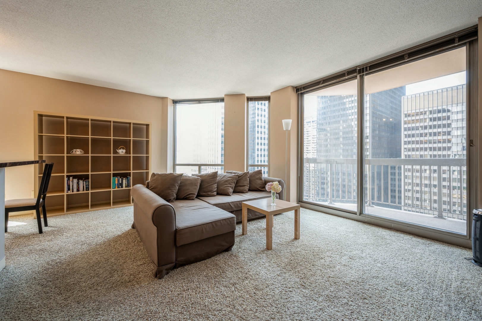 222 N COLUMBUS Drive Unit: 2102