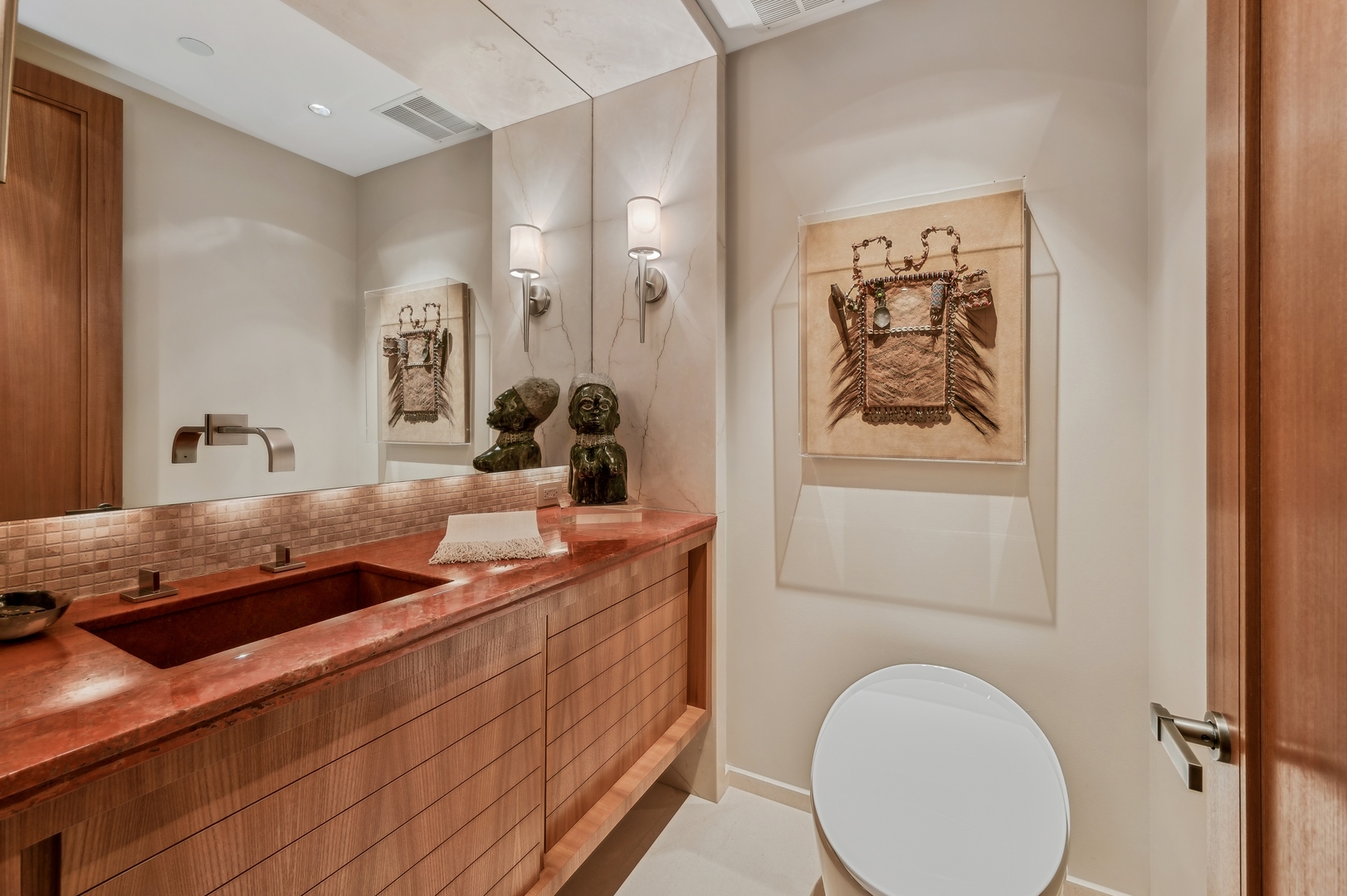 180 E PEARSON Street Unit: 4904