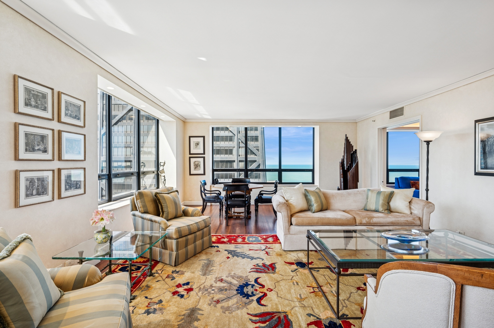 180 E PEARSON Street Unit: 3701