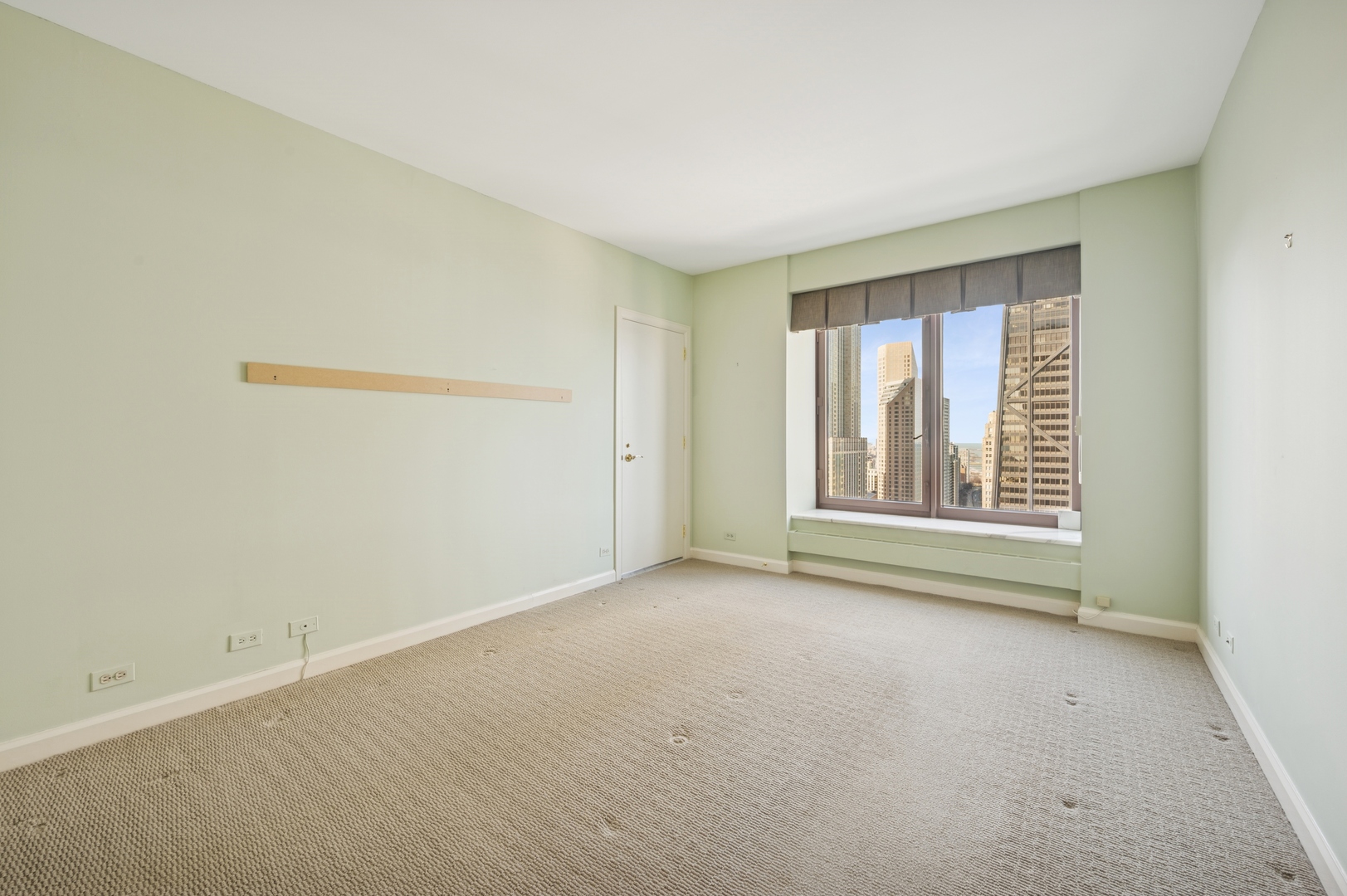 161 E Chicago Avenue Unit: 32A