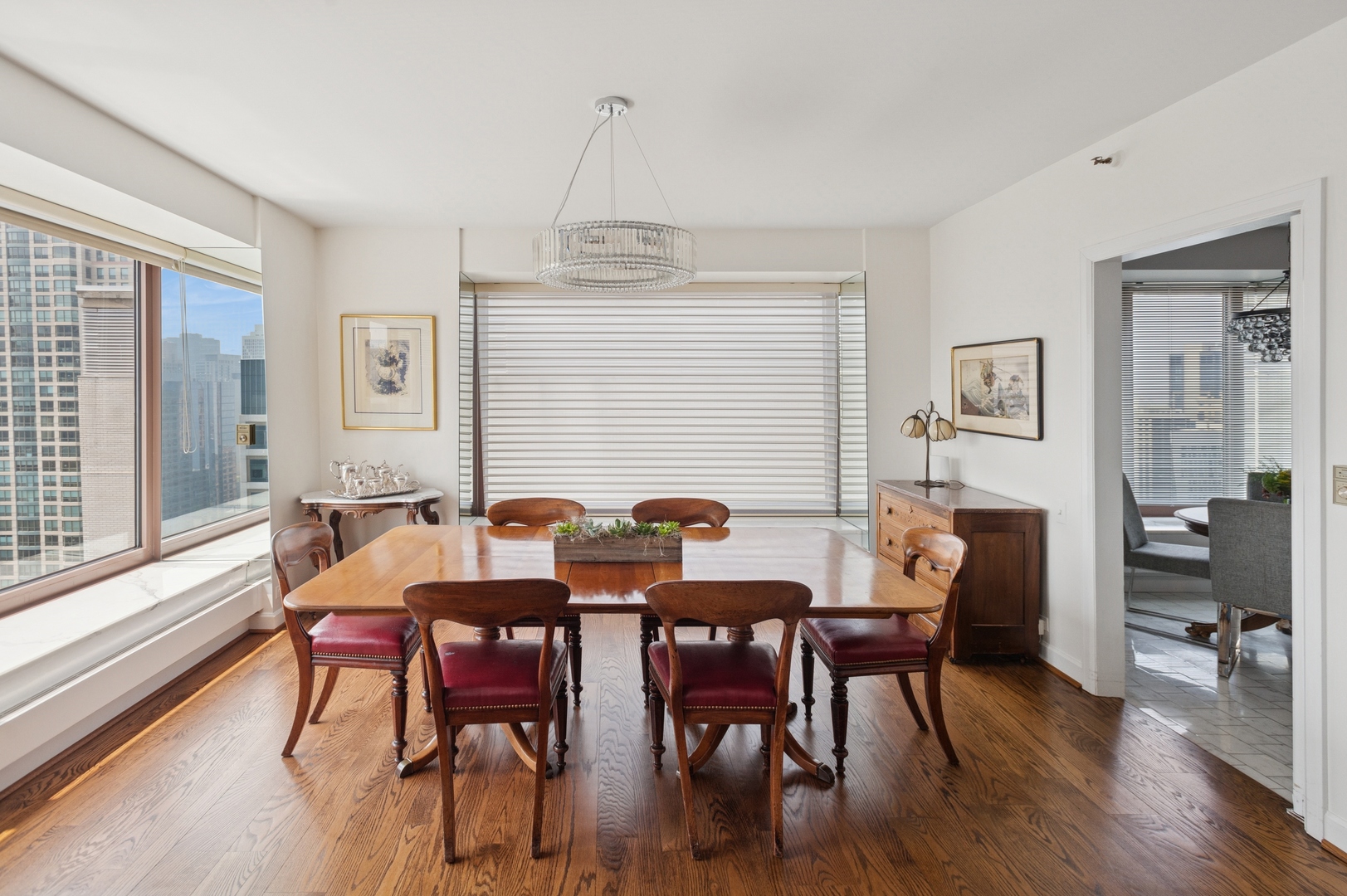 161 E Chicago Avenue Unit: 29DE