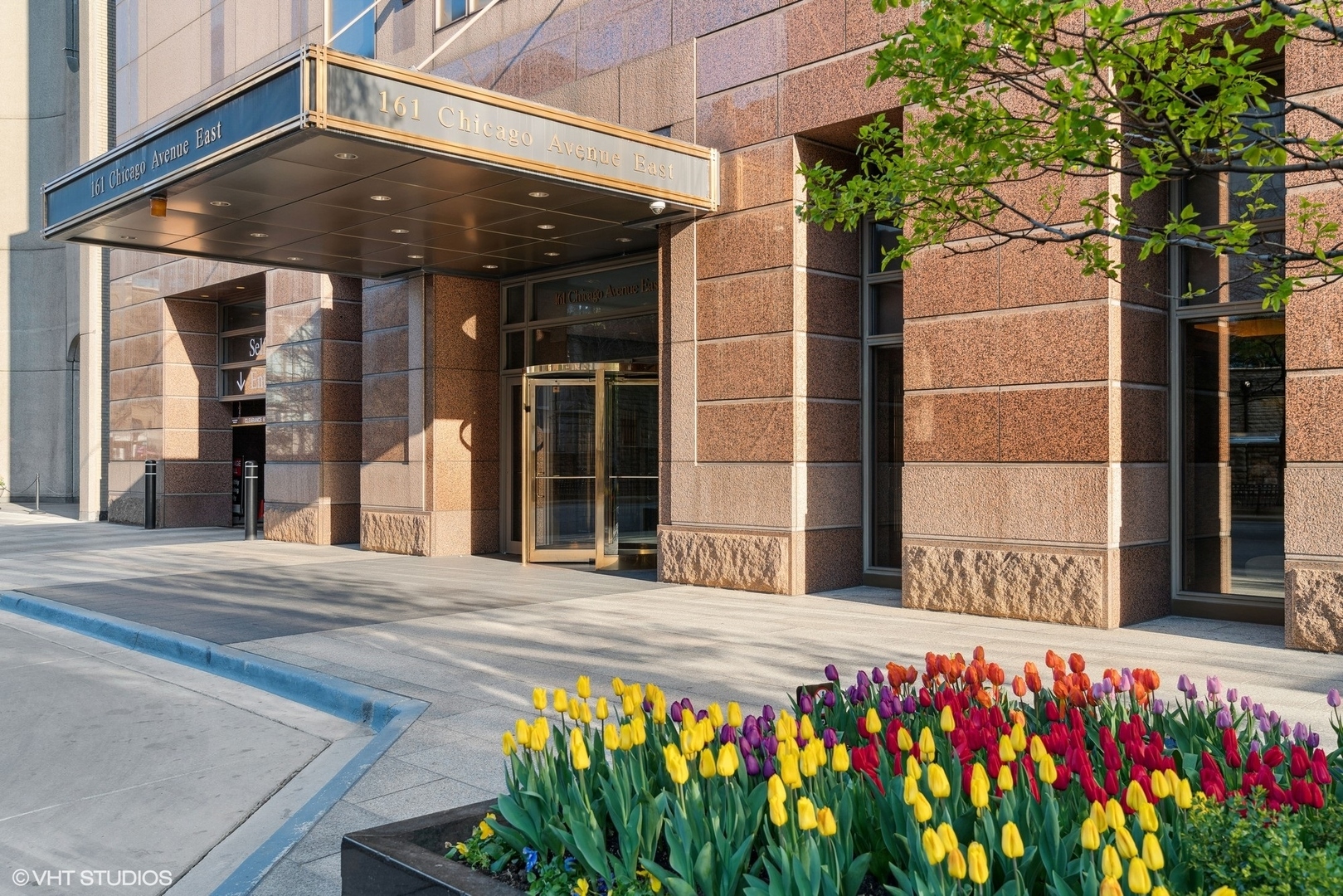 161 E Chicago Avenue Unit: 29DE