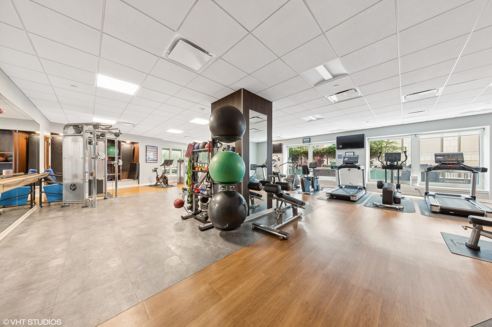 57 E Delaware Place Unit: 3401
